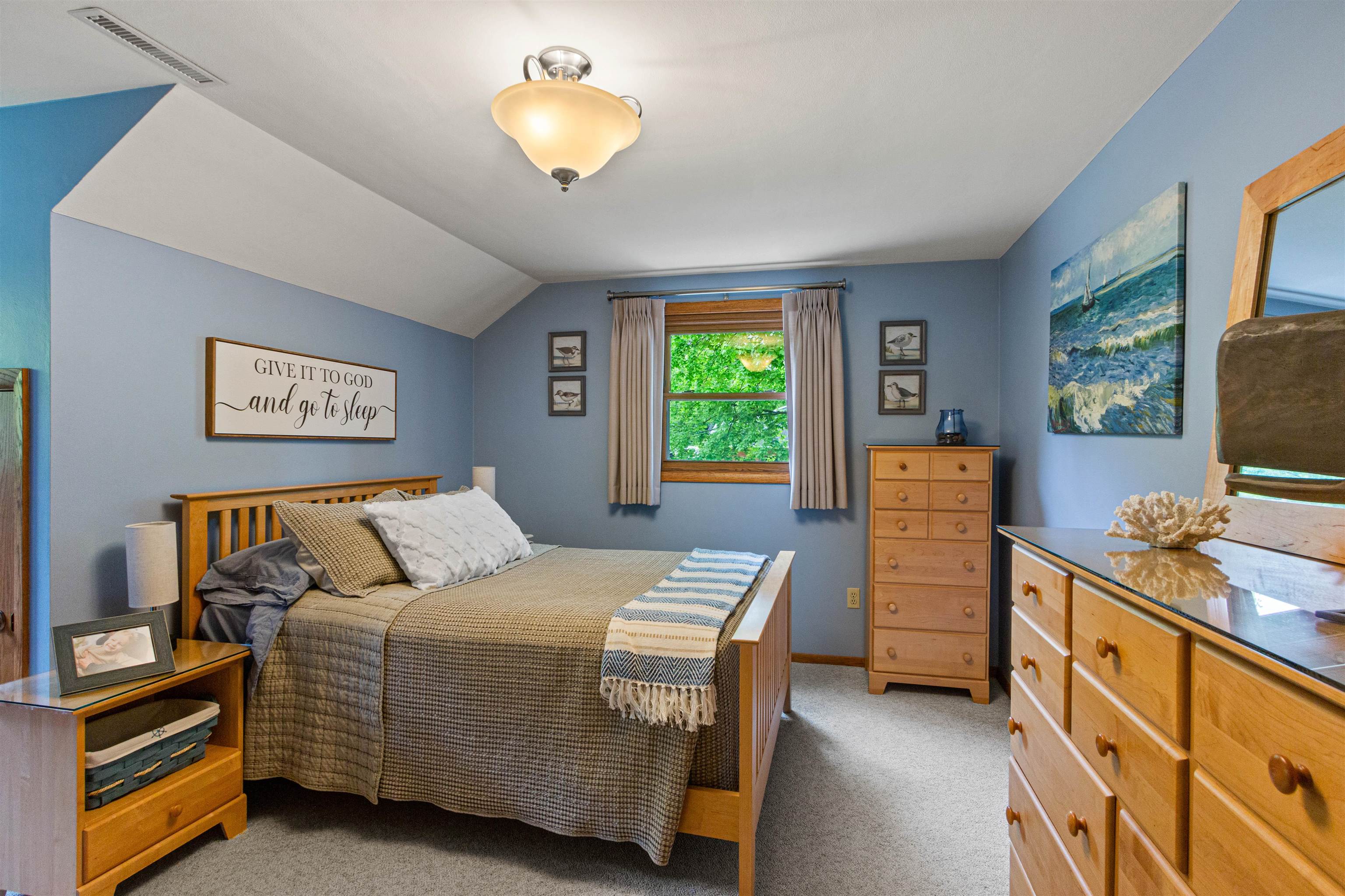 1136 W RIDGE ROAD, Marshfield, Wisconsin 54449, 4 Bedrooms Bedrooms, ,2 BathroomsBathrooms,Residential,For Sale,1136 W RIDGE ROAD,22502280