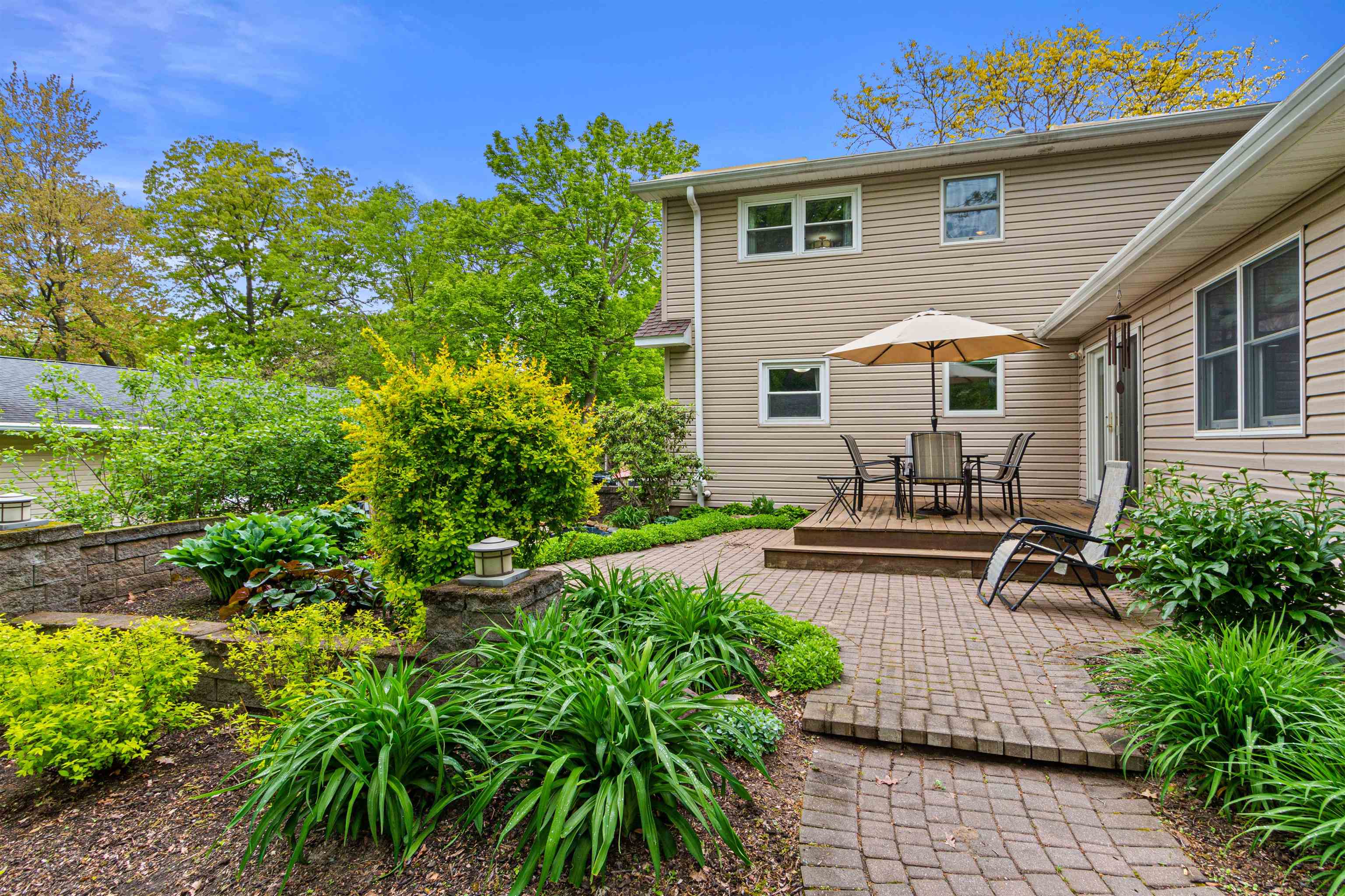 1136 W RIDGE ROAD, Marshfield, Wisconsin 54449, 4 Bedrooms Bedrooms, ,2 BathroomsBathrooms,Residential,For Sale,1136 W RIDGE ROAD,22502280