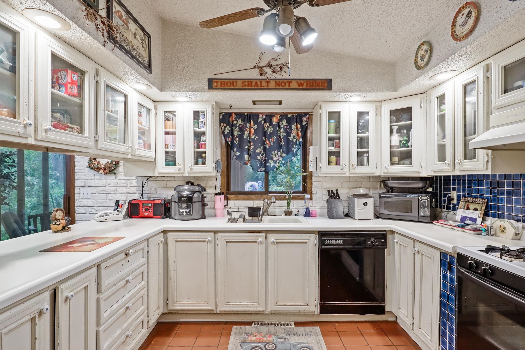 2720 PARKWAY COURT, Wisconsin Rapids, Wisconsin 54494, 3 Bedrooms Bedrooms, ,1 BathroomBathrooms,Residential,For Sale,2720 PARKWAY COURT,22502281