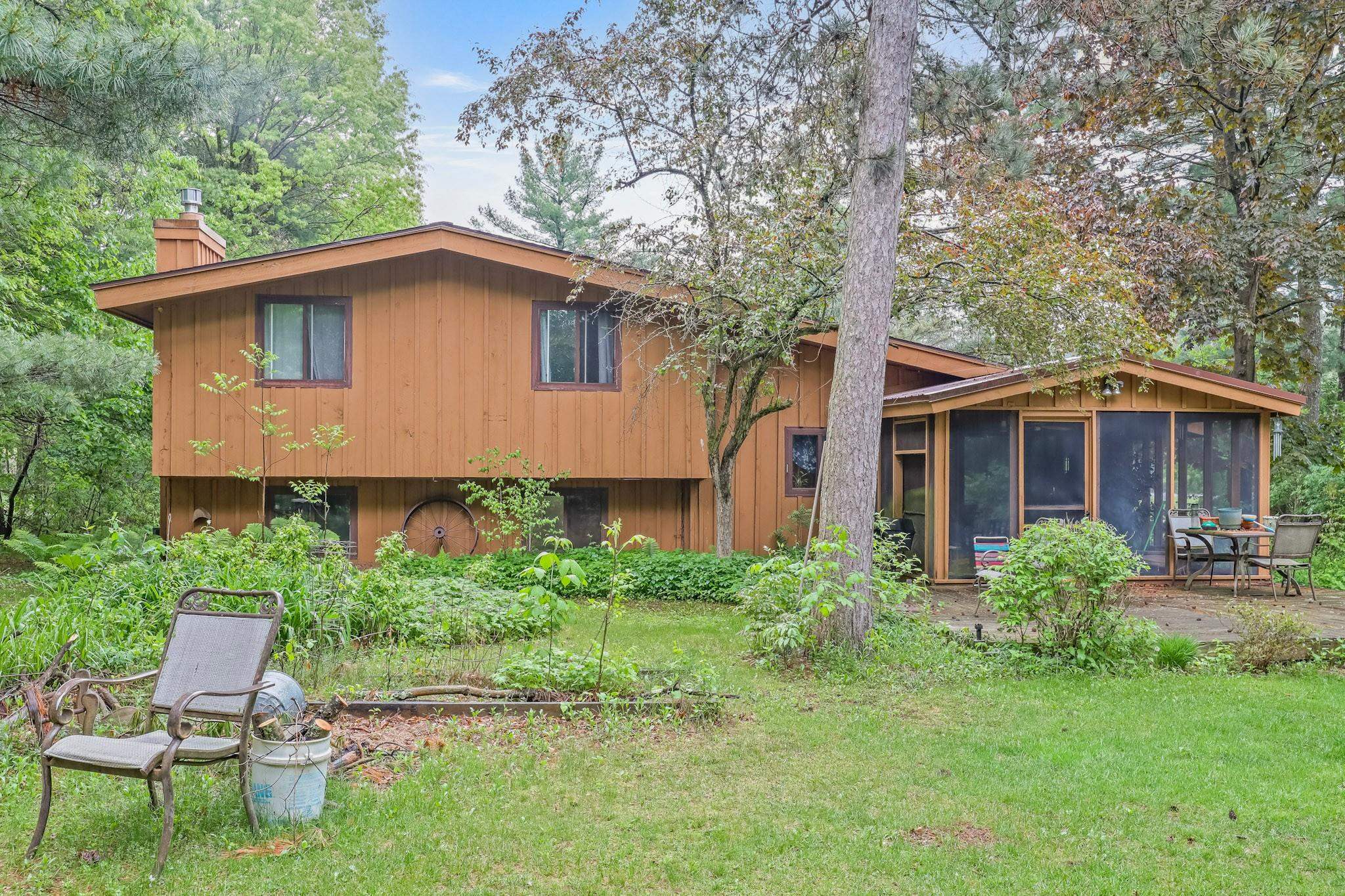 2720 PARKWAY COURT, Wisconsin Rapids, Wisconsin 54494, 3 Bedrooms Bedrooms, ,1 BathroomBathrooms,Residential,For Sale,2720 PARKWAY COURT,22502281