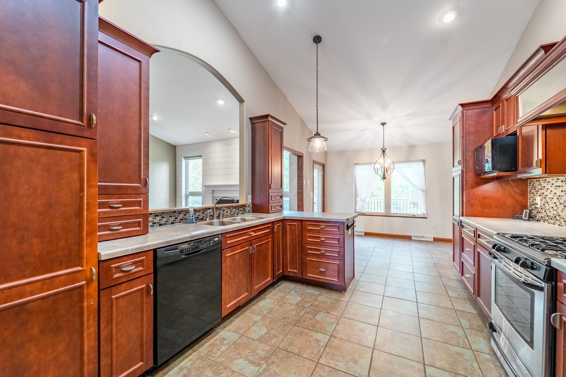 2370 BURTON AVENUE, Kronenwetter, Wisconsin 54455, 4 Bedrooms Bedrooms, ,3 BathroomsBathrooms,Residential,For Sale,2370 BURTON AVENUE,22502283