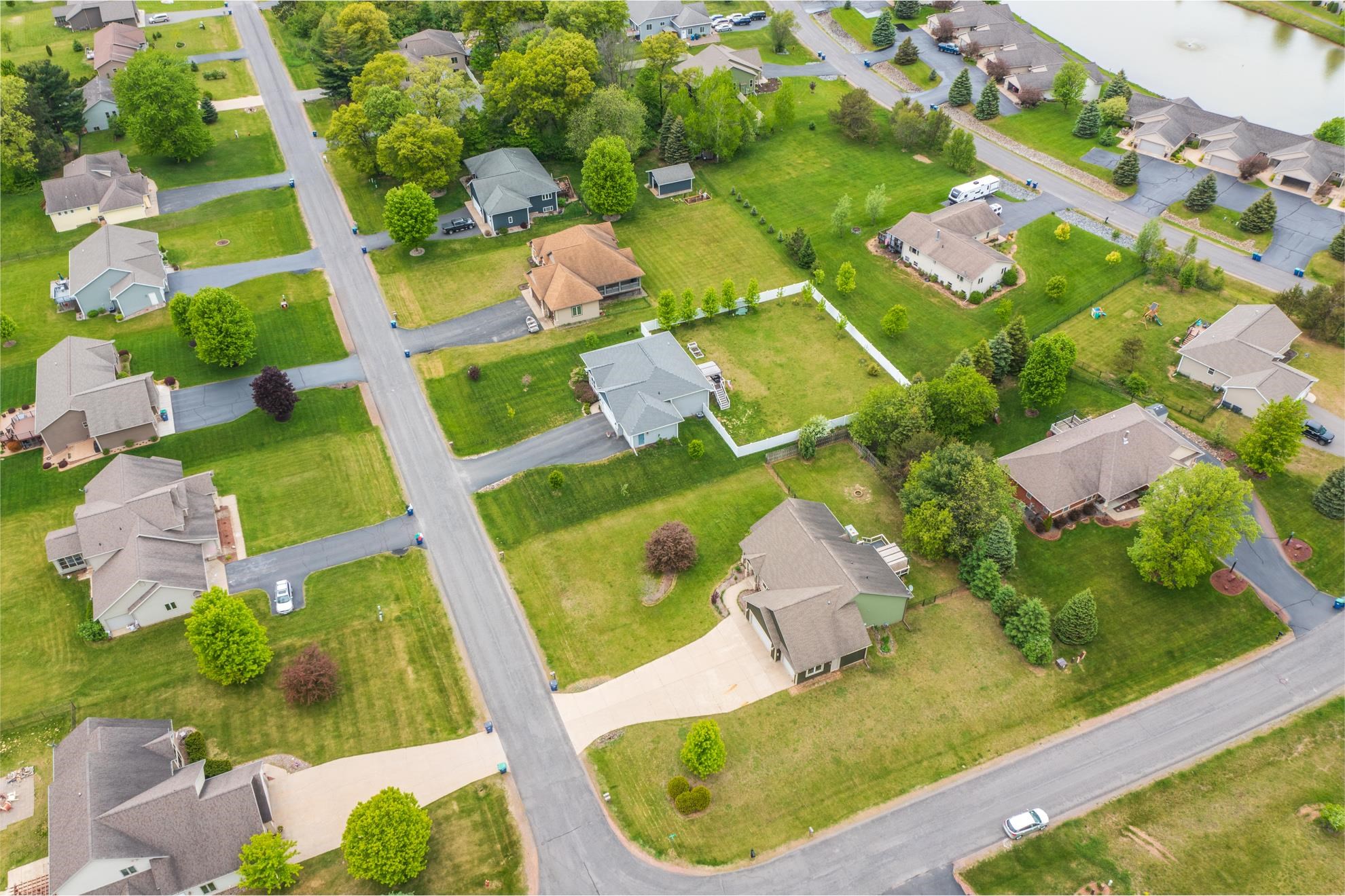 2370 BURTON AVENUE, Kronenwetter, Wisconsin 54455, 4 Bedrooms Bedrooms, ,3 BathroomsBathrooms,Residential,For Sale,2370 BURTON AVENUE,22502283