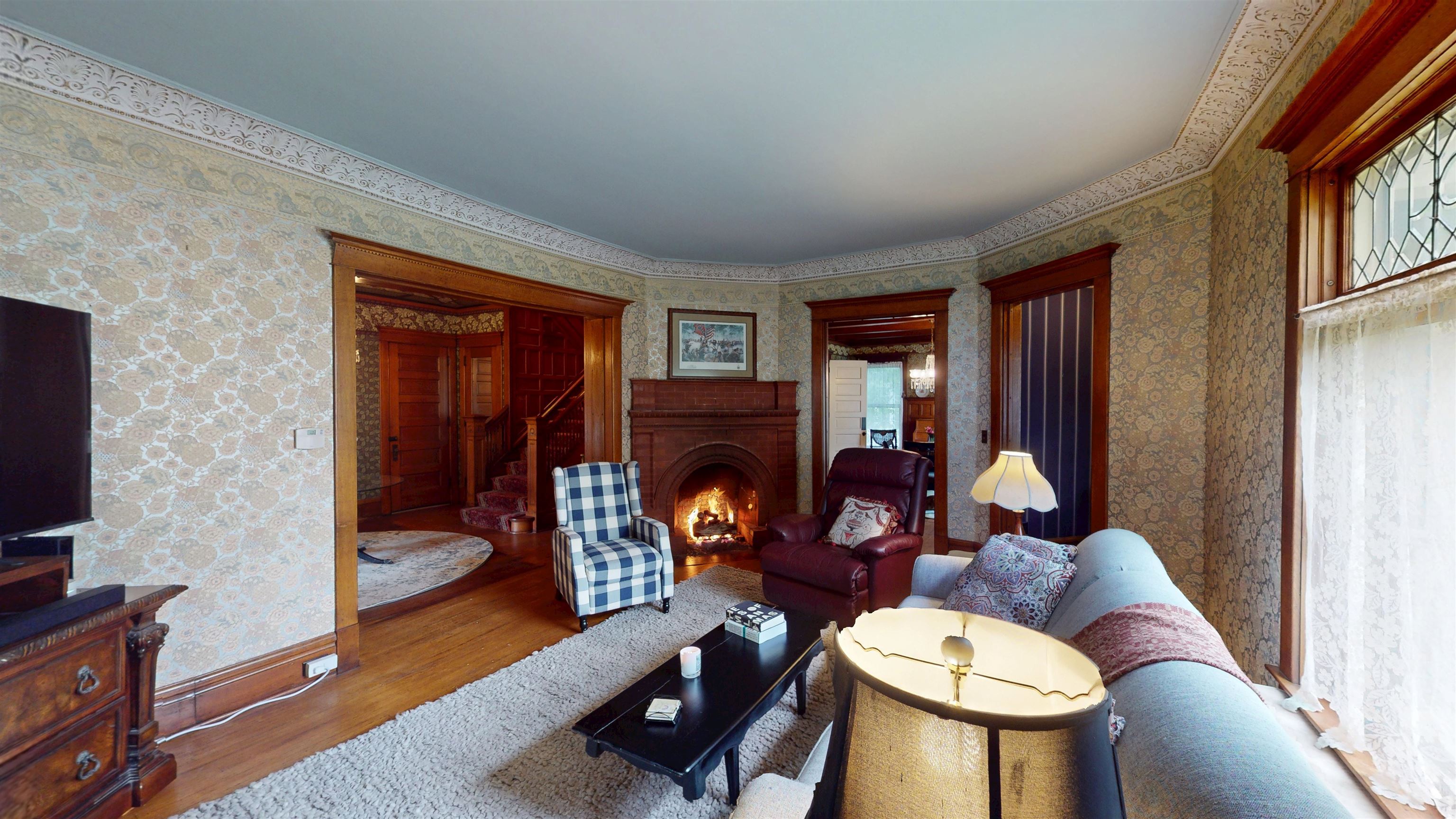 300 S VINE AVENUE, Marshfield, Wisconsin 54449, 5 Bedrooms Bedrooms, ,1 BathroomBathrooms,Residential,For Sale,300 S VINE AVENUE,22502286