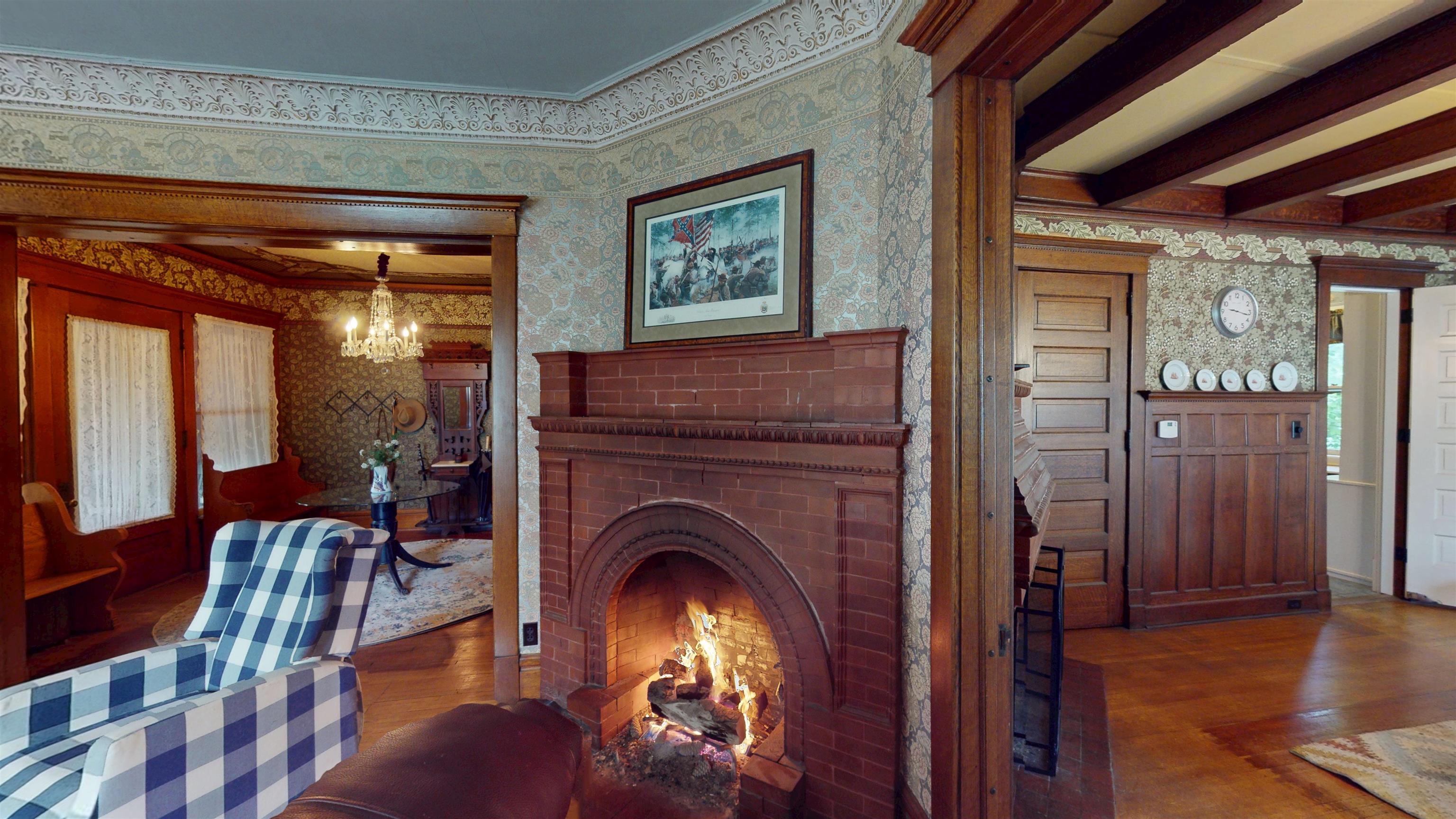 300 S VINE AVENUE, Marshfield, Wisconsin 54449, 5 Bedrooms Bedrooms, ,1 BathroomBathrooms,Residential,For Sale,300 S VINE AVENUE,22502286
