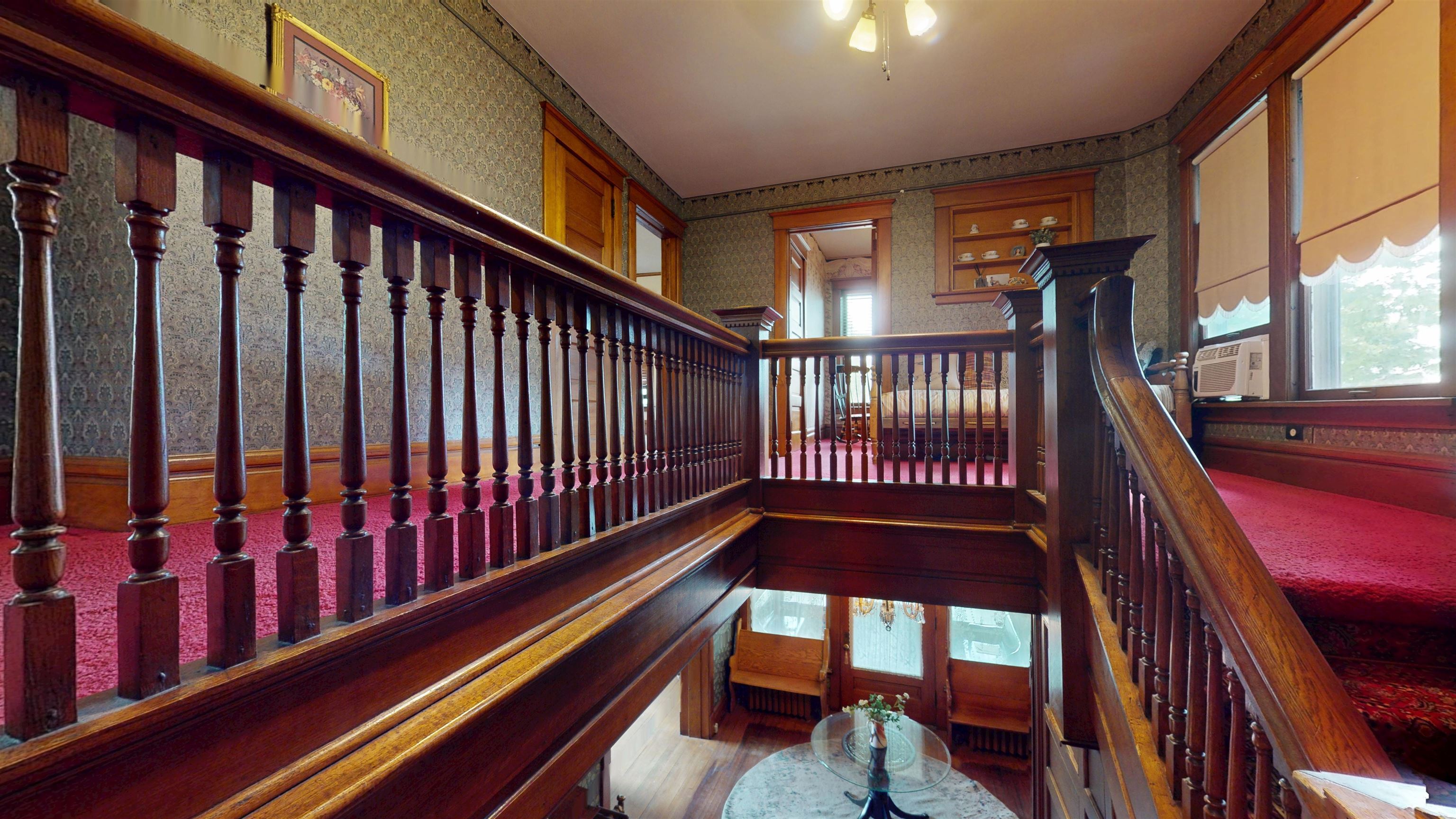 300 S VINE AVENUE, Marshfield, Wisconsin 54449, 5 Bedrooms Bedrooms, ,1 BathroomBathrooms,Residential,For Sale,300 S VINE AVENUE,22502286