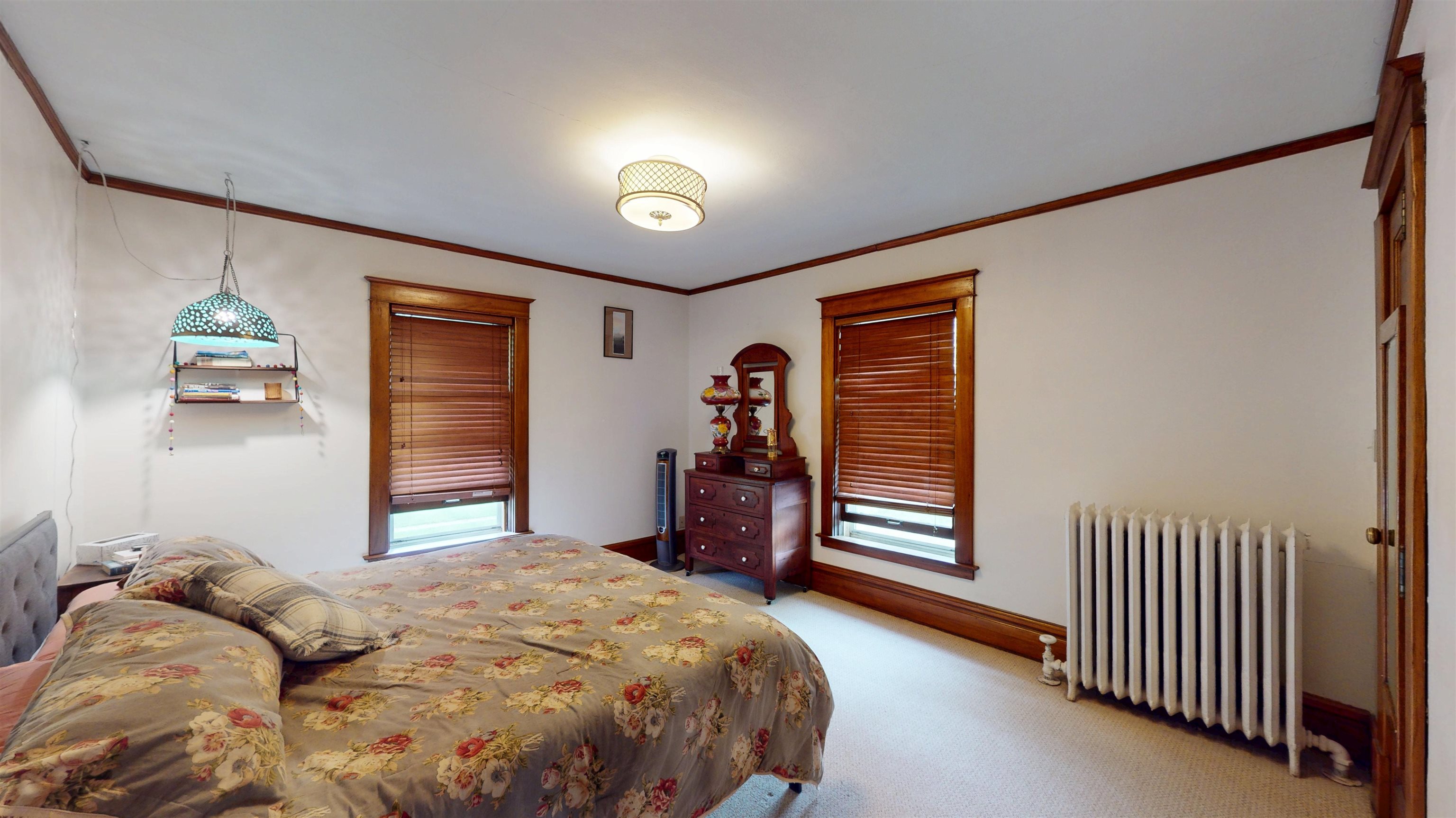 300 S VINE AVENUE, Marshfield, Wisconsin 54449, 5 Bedrooms Bedrooms, ,1 BathroomBathrooms,Residential,For Sale,300 S VINE AVENUE,22502286
