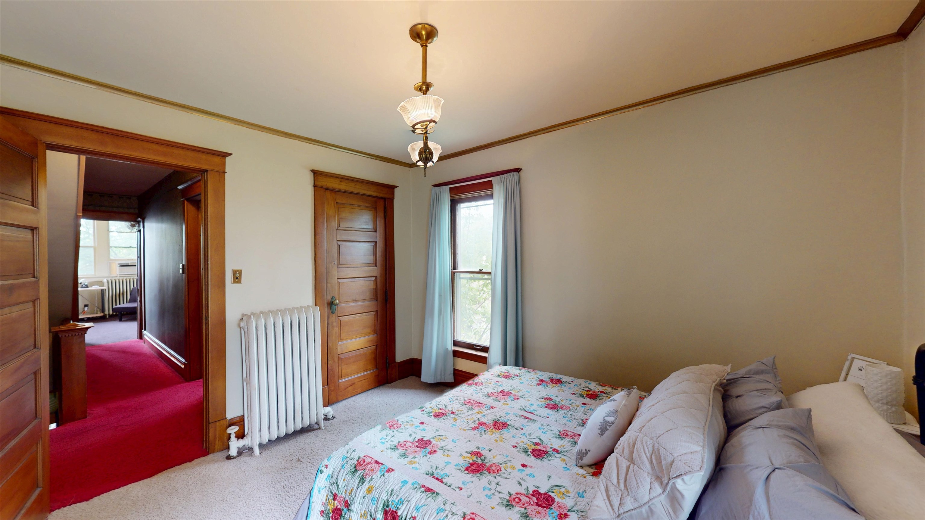 300 S VINE AVENUE, Marshfield, Wisconsin 54449, 5 Bedrooms Bedrooms, ,1 BathroomBathrooms,Residential,For Sale,300 S VINE AVENUE,22502286