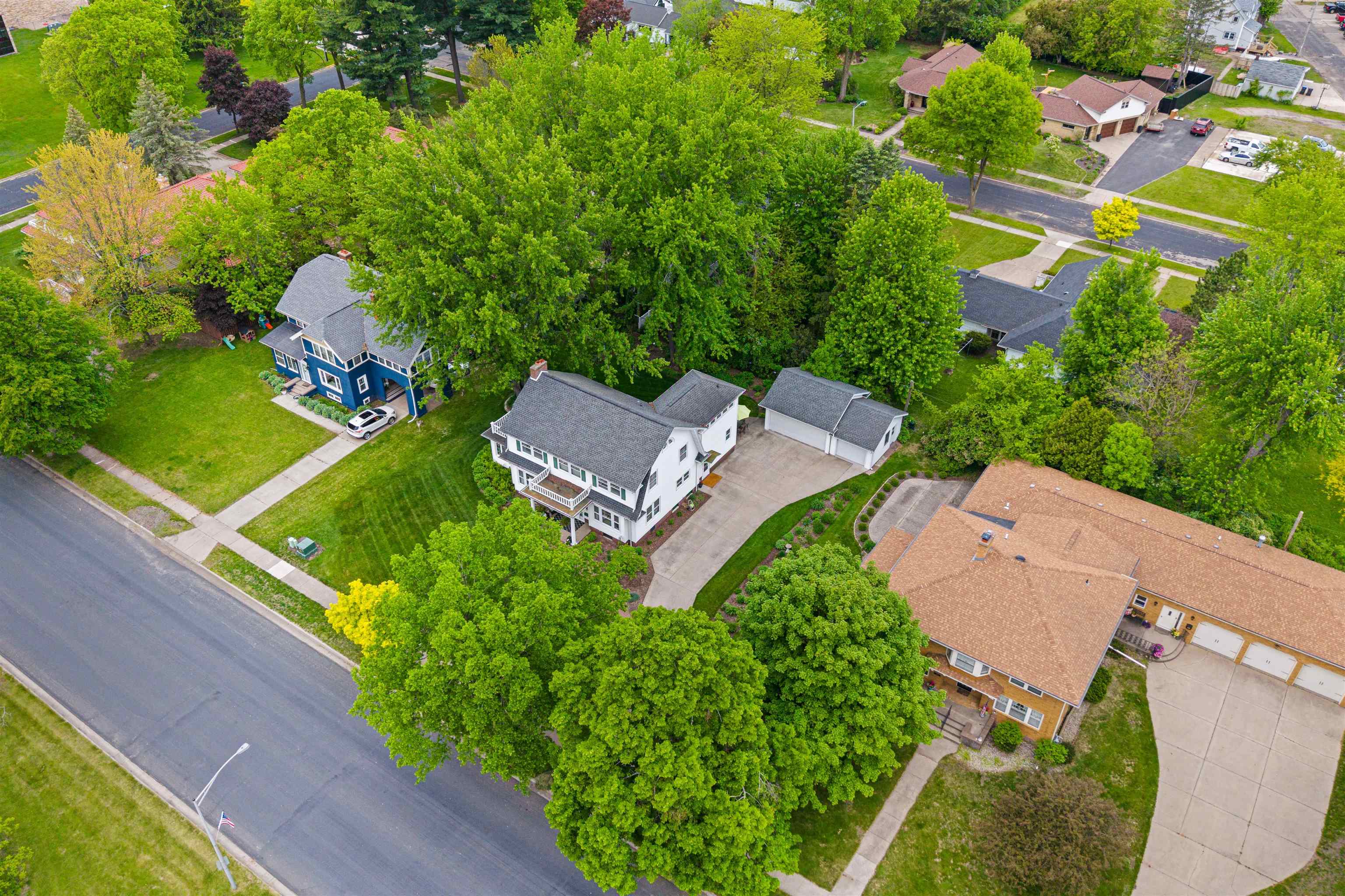341 WISCONSIN RIVER DRIVE, Port Edwards, Wisconsin 54469, 4 Bedrooms Bedrooms, ,2 BathroomsBathrooms,Residential,For Sale,341 WISCONSIN RIVER DRIVE,22502289