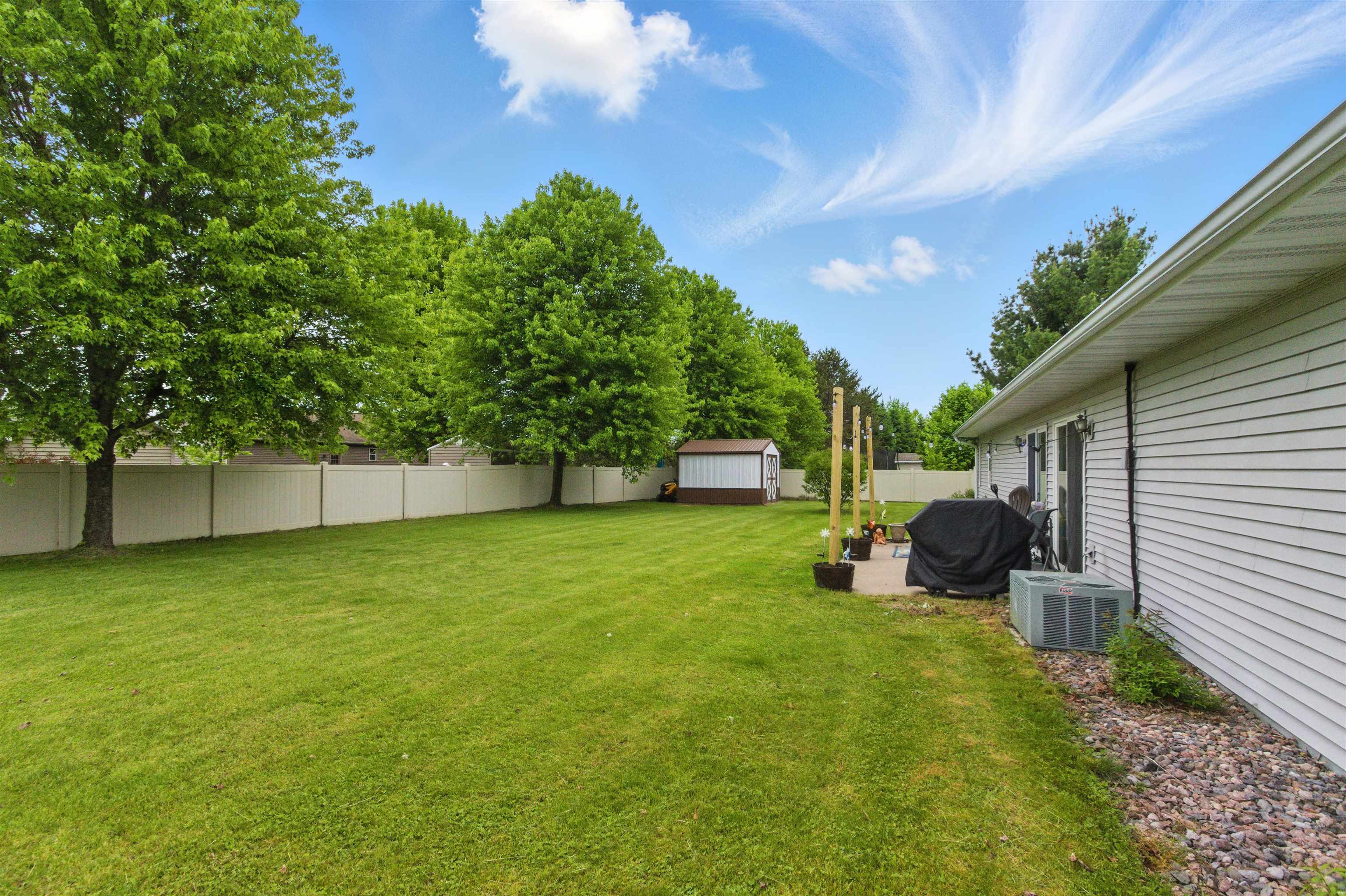 1957 WOODCREST CIRCLE, Kronenwetter, Wisconsin 54455, 4 Bedrooms Bedrooms, ,2 BathroomsBathrooms,Residential,For Sale,1957 WOODCREST CIRCLE,22502290