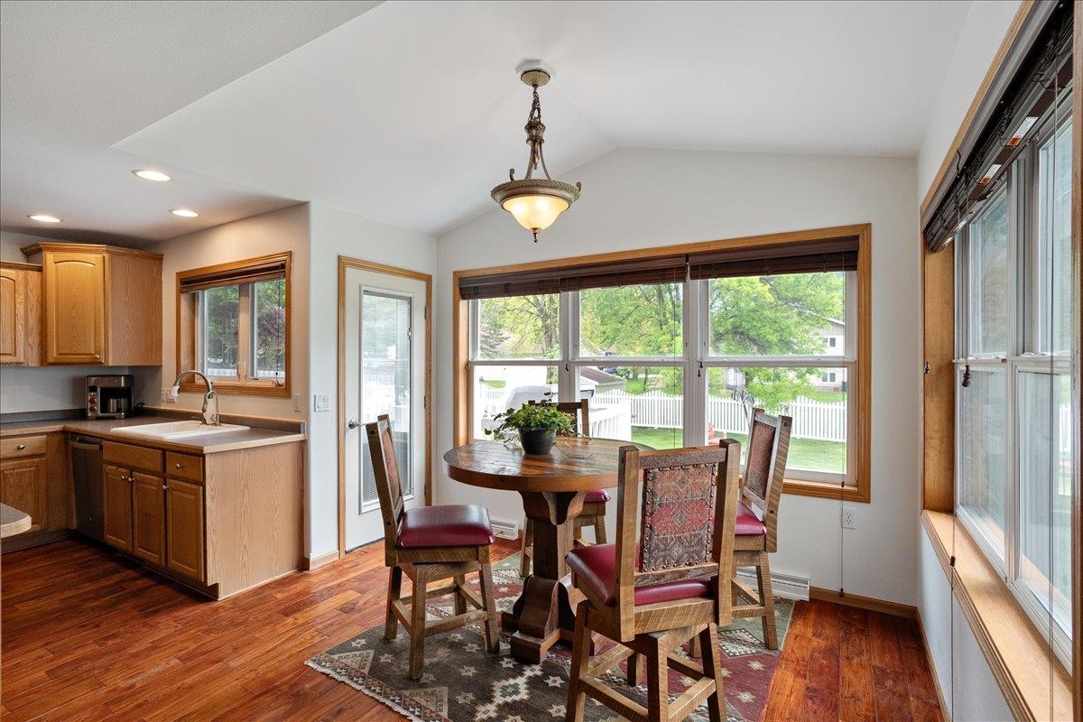 1212 W JEFFERSON STREET, Marshfield, Wisconsin 54449, 4 Bedrooms Bedrooms, ,3 BathroomsBathrooms,Residential,For Sale,1212 W JEFFERSON STREET,22502291