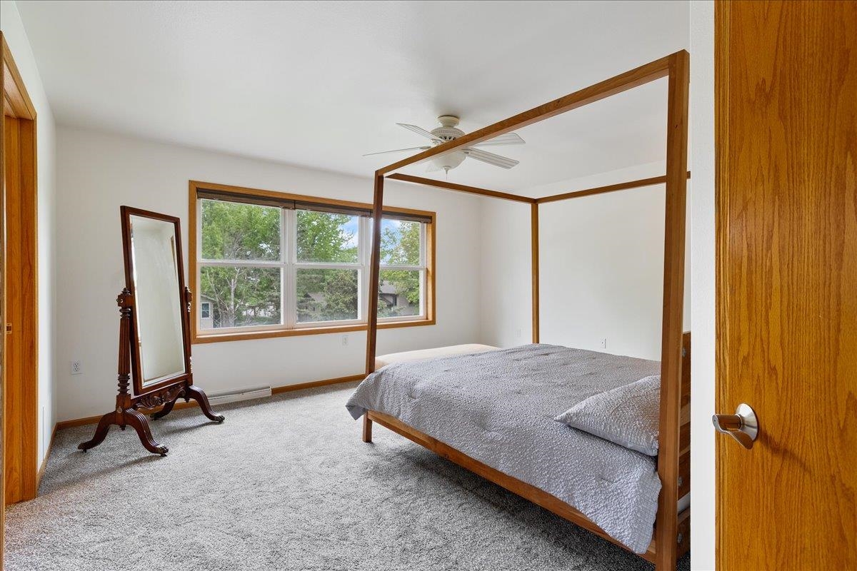 1212 W JEFFERSON STREET, Marshfield, Wisconsin 54449, 4 Bedrooms Bedrooms, ,3 BathroomsBathrooms,Residential,For Sale,1212 W JEFFERSON STREET,22502291