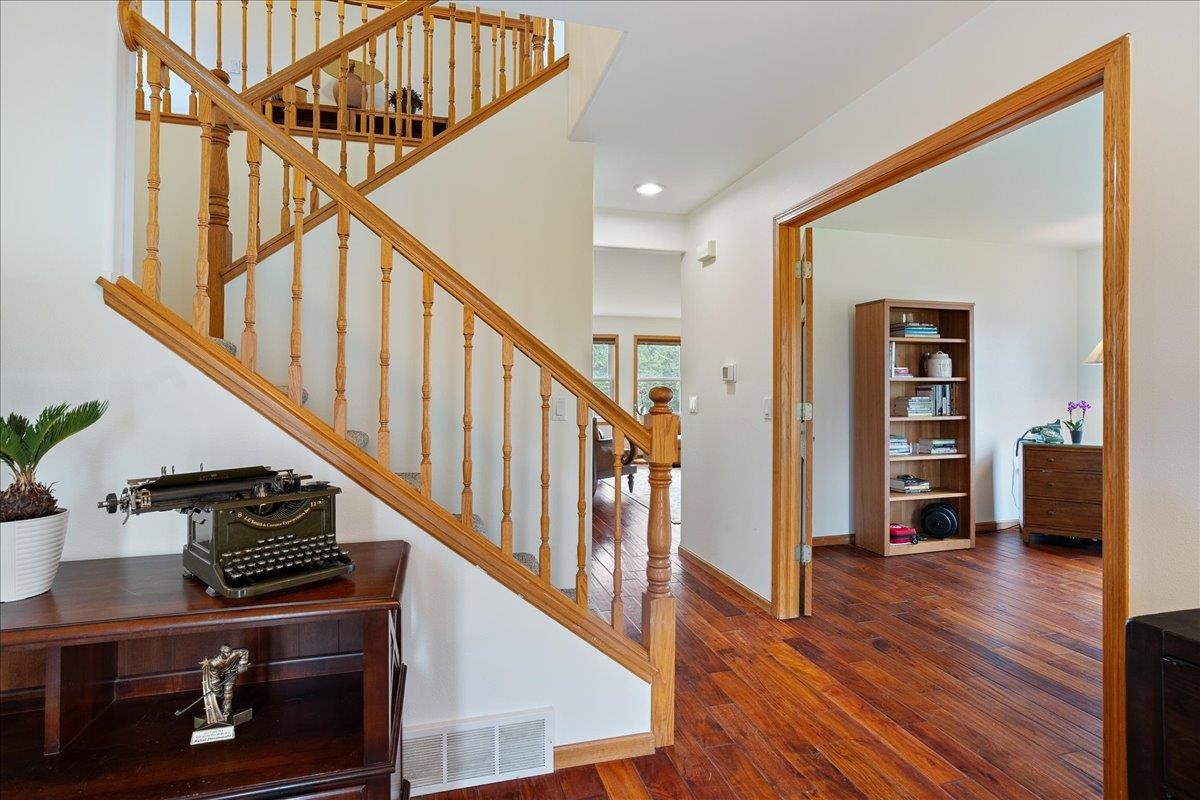 1212 W JEFFERSON STREET, Marshfield, Wisconsin 54449, 4 Bedrooms Bedrooms, ,3 BathroomsBathrooms,Residential,For Sale,1212 W JEFFERSON STREET,22502291