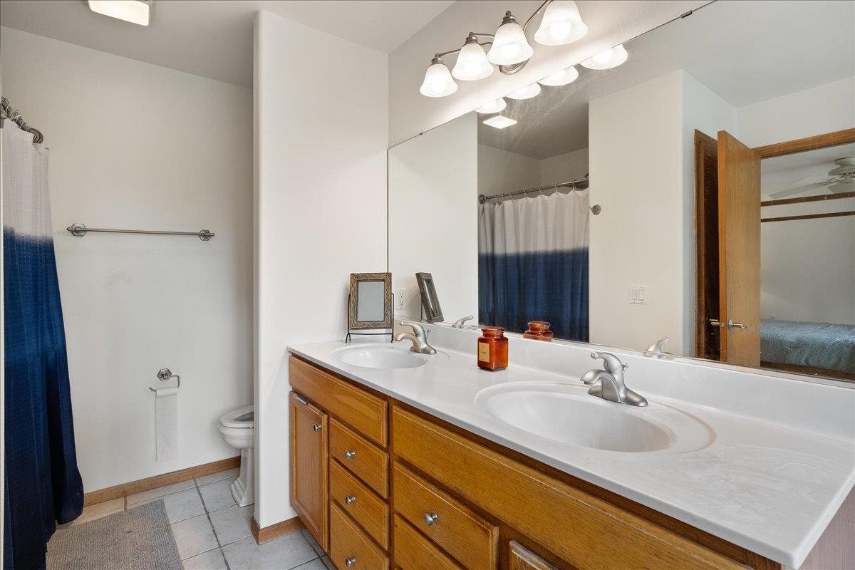 1212 W JEFFERSON STREET, Marshfield, Wisconsin 54449, 4 Bedrooms Bedrooms, ,3 BathroomsBathrooms,Residential,For Sale,1212 W JEFFERSON STREET,22502291