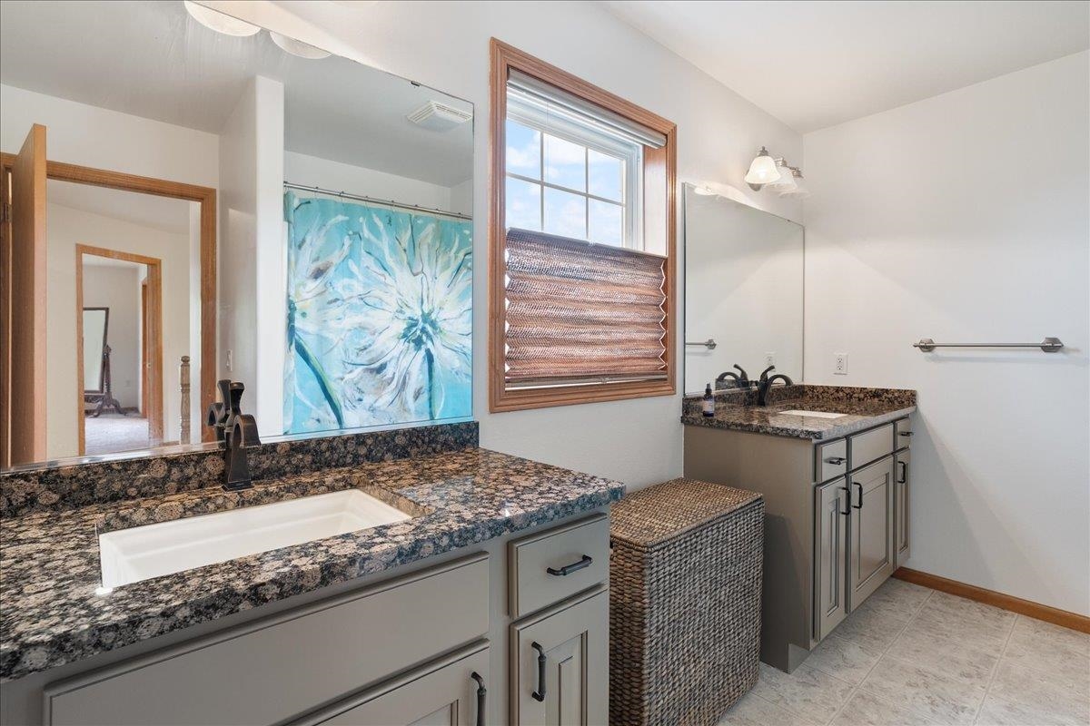 1212 W JEFFERSON STREET, Marshfield, Wisconsin 54449, 4 Bedrooms Bedrooms, ,3 BathroomsBathrooms,Residential,For Sale,1212 W JEFFERSON STREET,22502291