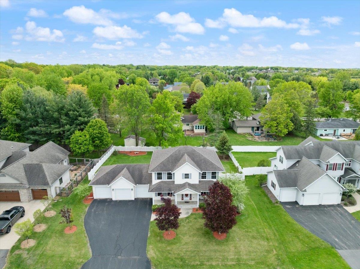 1212 W JEFFERSON STREET, Marshfield, Wisconsin 54449, 4 Bedrooms Bedrooms, ,3 BathroomsBathrooms,Residential,For Sale,1212 W JEFFERSON STREET,22502291