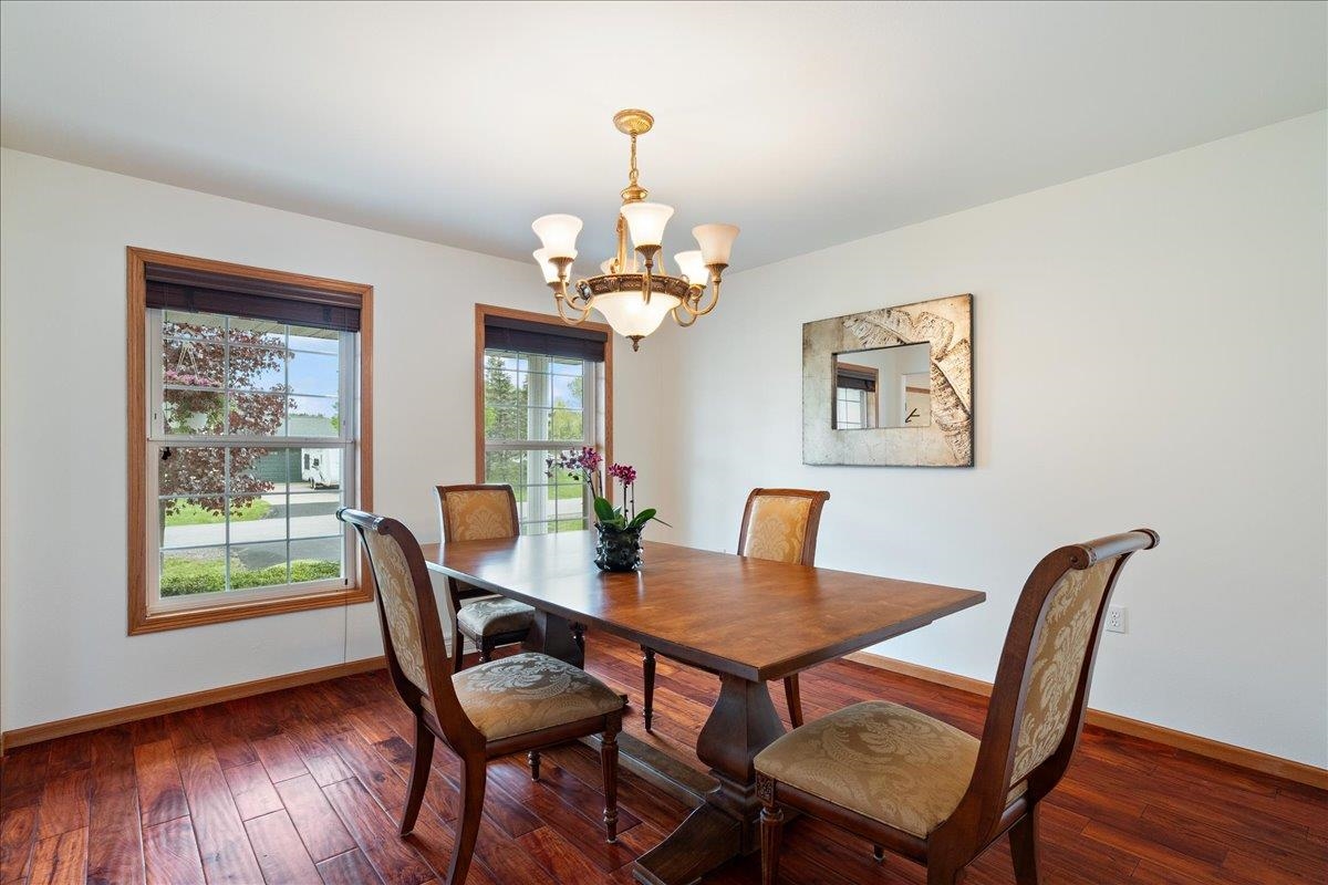 1212 W JEFFERSON STREET, Marshfield, Wisconsin 54449, 4 Bedrooms Bedrooms, ,3 BathroomsBathrooms,Residential,For Sale,1212 W JEFFERSON STREET,22502291