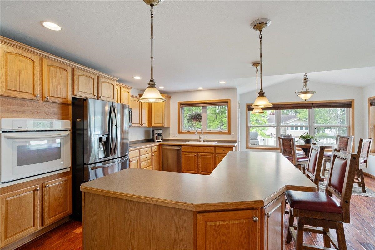 1212 W JEFFERSON STREET, Marshfield, Wisconsin 54449, 4 Bedrooms Bedrooms, ,3 BathroomsBathrooms,Residential,For Sale,1212 W JEFFERSON STREET,22502291