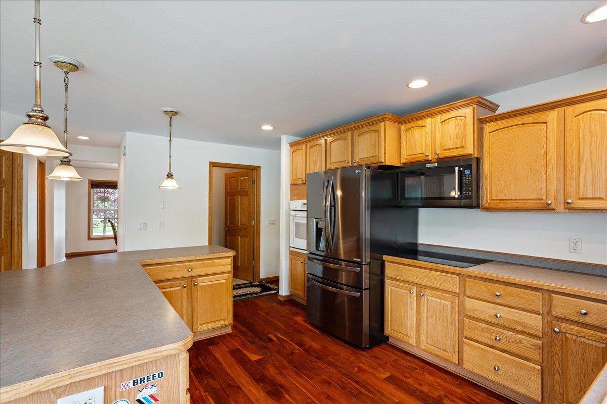 1212 W JEFFERSON STREET, Marshfield, Wisconsin 54449, 4 Bedrooms Bedrooms, ,3 BathroomsBathrooms,Residential,For Sale,1212 W JEFFERSON STREET,22502291