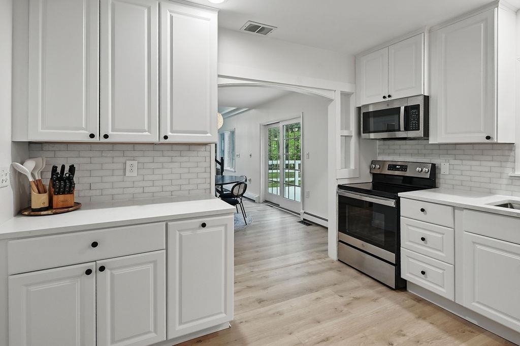 822 S COUNTY ROAD T, Amherst Junction, Wisconsin 54407, 3 Bedrooms Bedrooms, ,2 BathroomsBathrooms,Residential,For Sale,822 S COUNTY ROAD T,22502293