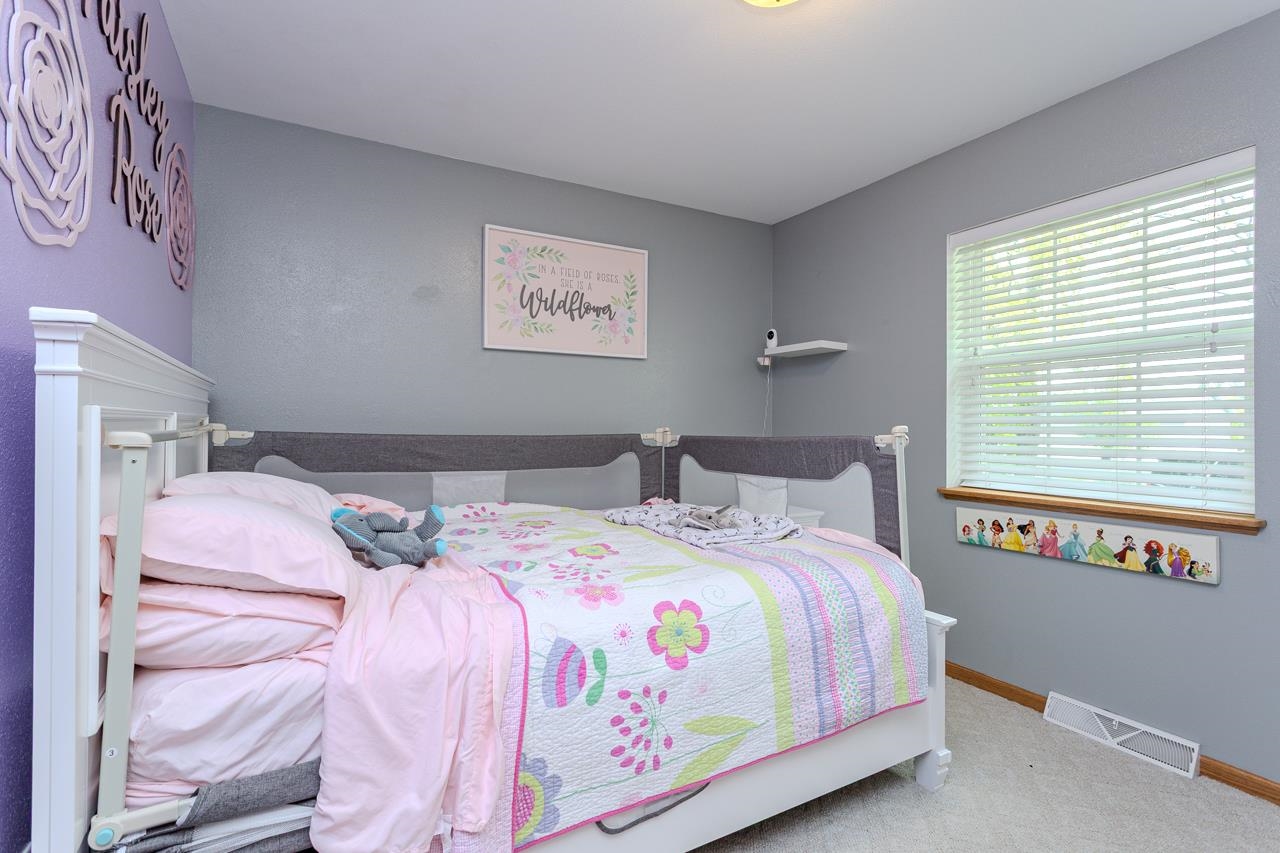 6205 QUENTIN STREET, Weston, Wisconsin 54476, 3 Bedrooms Bedrooms, ,3 BathroomsBathrooms,Residential,For Sale,6205 QUENTIN STREET,22502302