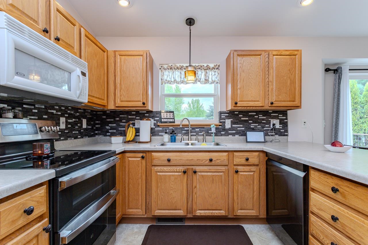 6205 QUENTIN STREET, Weston, Wisconsin 54476, 3 Bedrooms Bedrooms, ,3 BathroomsBathrooms,Residential,For Sale,6205 QUENTIN STREET,22502302
