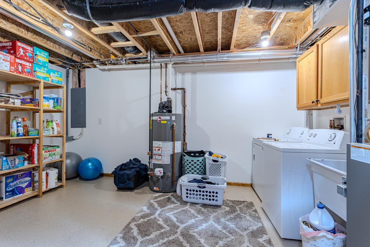 6205 QUENTIN STREET, Weston, Wisconsin 54476, 3 Bedrooms Bedrooms, ,3 BathroomsBathrooms,Residential,For Sale,6205 QUENTIN STREET,22502302