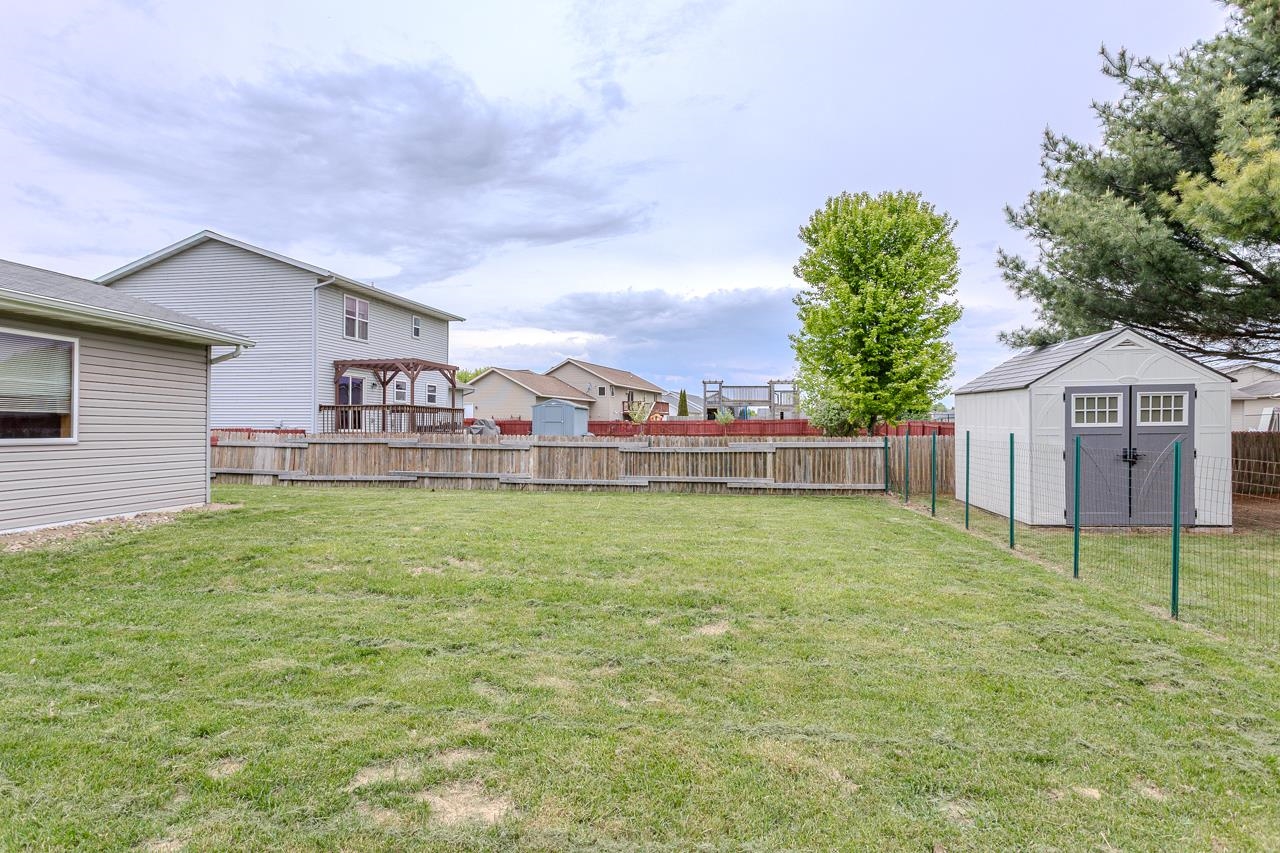 6205 QUENTIN STREET, Weston, Wisconsin 54476, 3 Bedrooms Bedrooms, ,3 BathroomsBathrooms,Residential,For Sale,6205 QUENTIN STREET,22502302