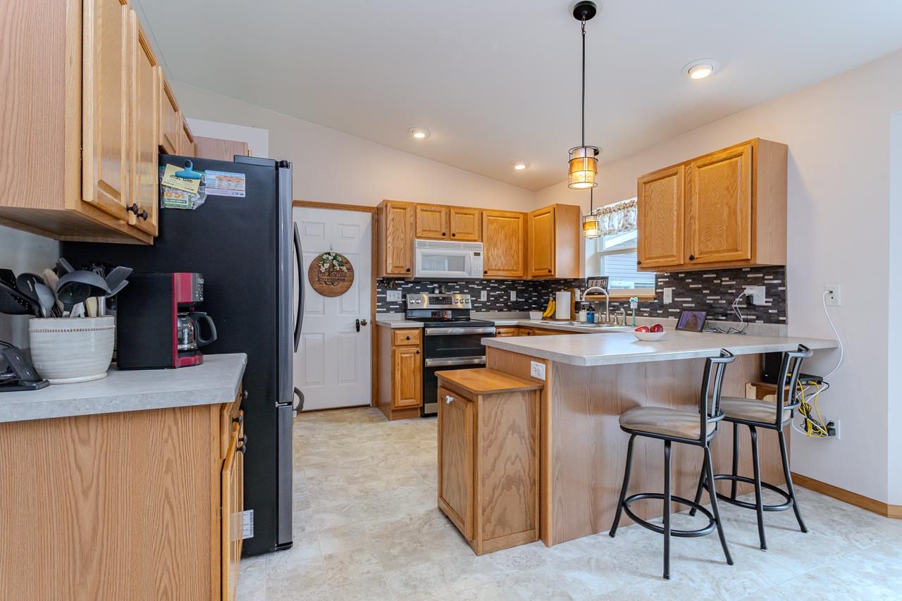 6205 QUENTIN STREET, Weston, Wisconsin 54476, 3 Bedrooms Bedrooms, ,3 BathroomsBathrooms,Residential,For Sale,6205 QUENTIN STREET,22502302