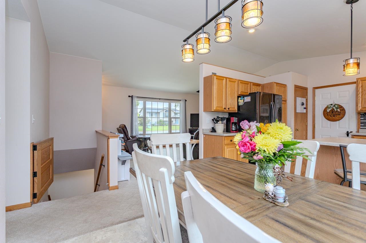 6205 QUENTIN STREET, Weston, Wisconsin 54476, 3 Bedrooms Bedrooms, ,3 BathroomsBathrooms,Residential,For Sale,6205 QUENTIN STREET,22502302