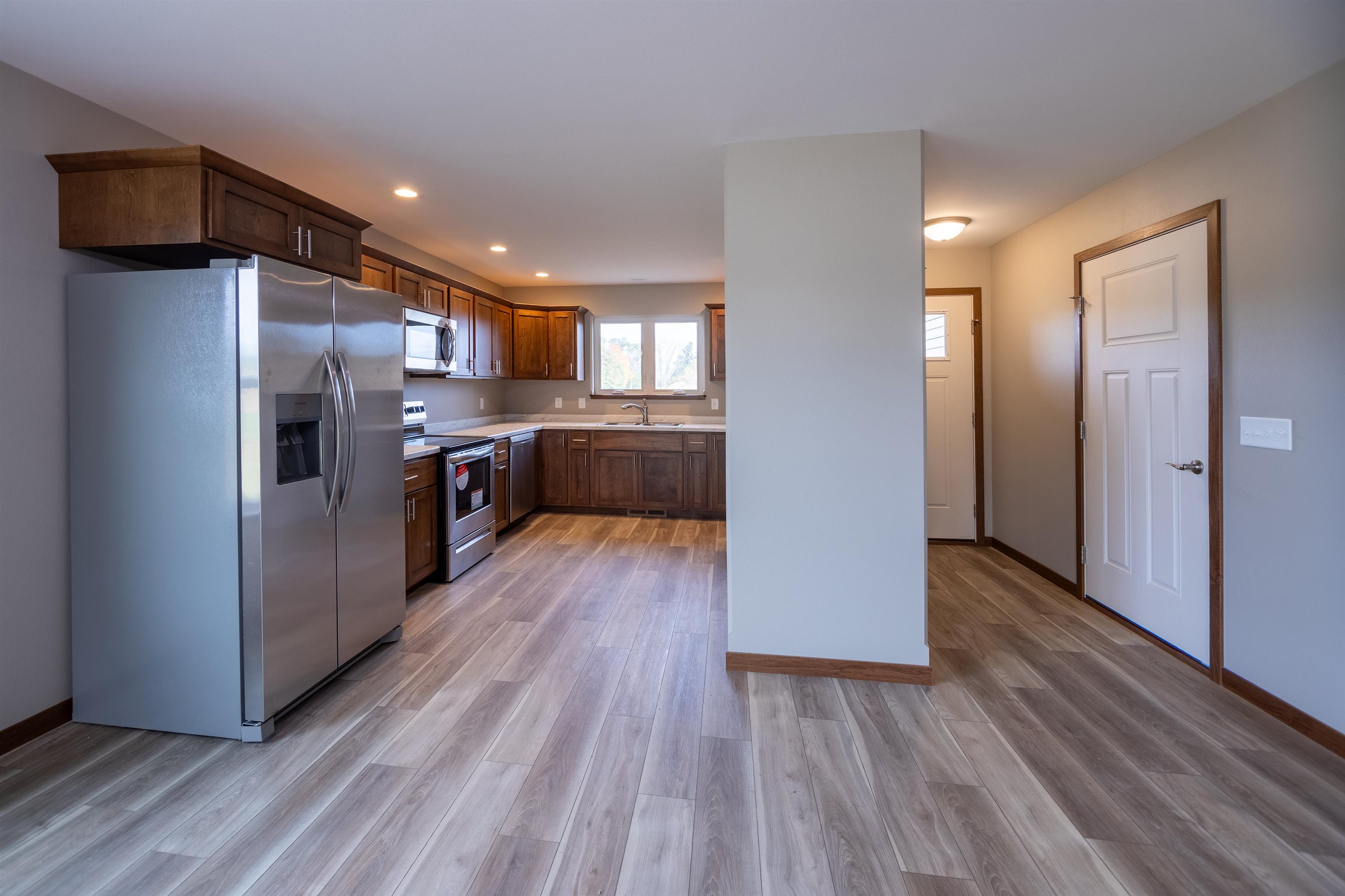 2204 S IRONWOOD AVENUE, Marshfield, Wisconsin 54449, 2 Bedrooms Bedrooms, ,2 BathroomsBathrooms,Residential,For Sale,2204 S IRONWOOD AVENUE,22502303