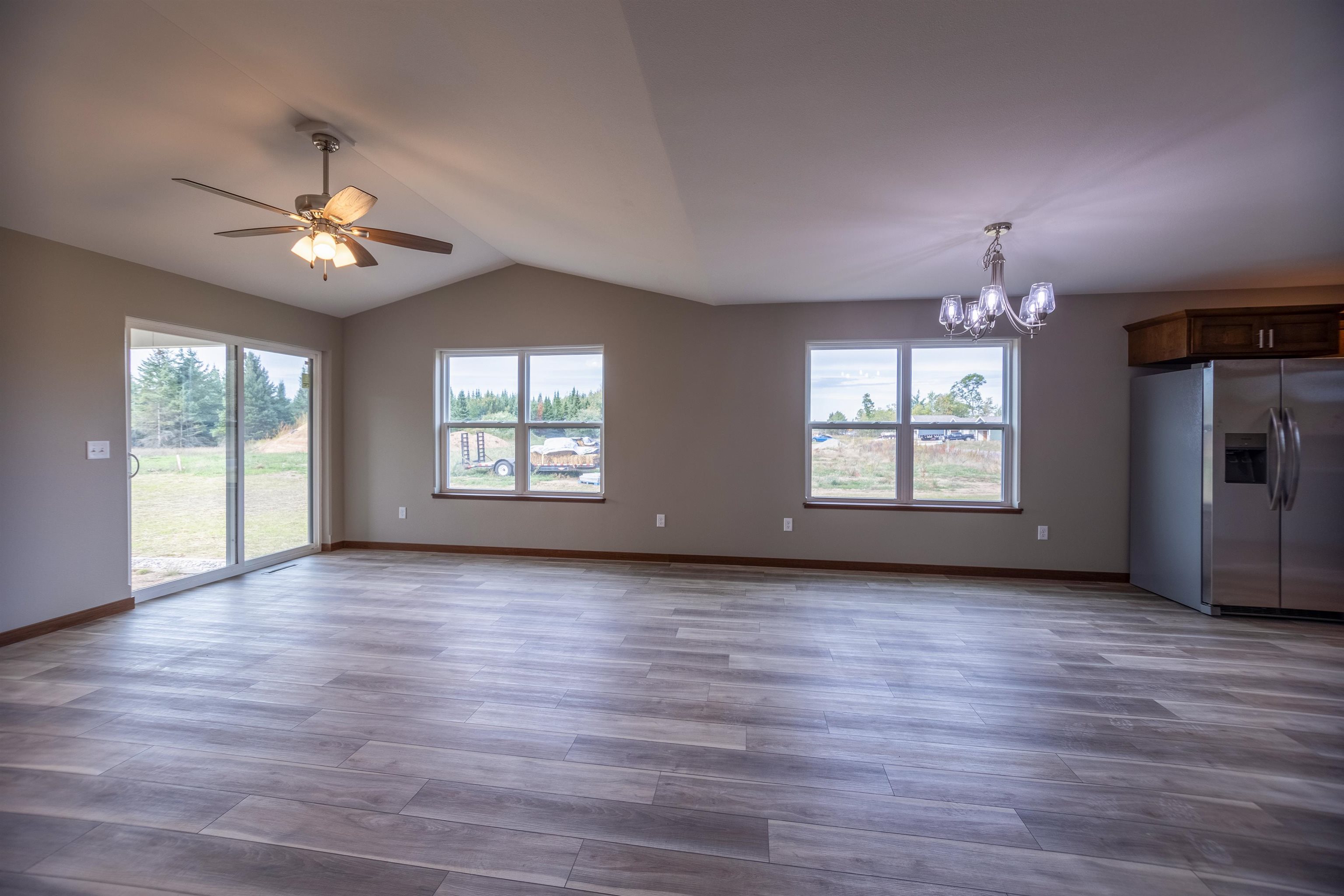 2204 S IRONWOOD AVENUE, Marshfield, Wisconsin 54449, 2 Bedrooms Bedrooms, ,2 BathroomsBathrooms,Residential,For Sale,2204 S IRONWOOD AVENUE,22502303