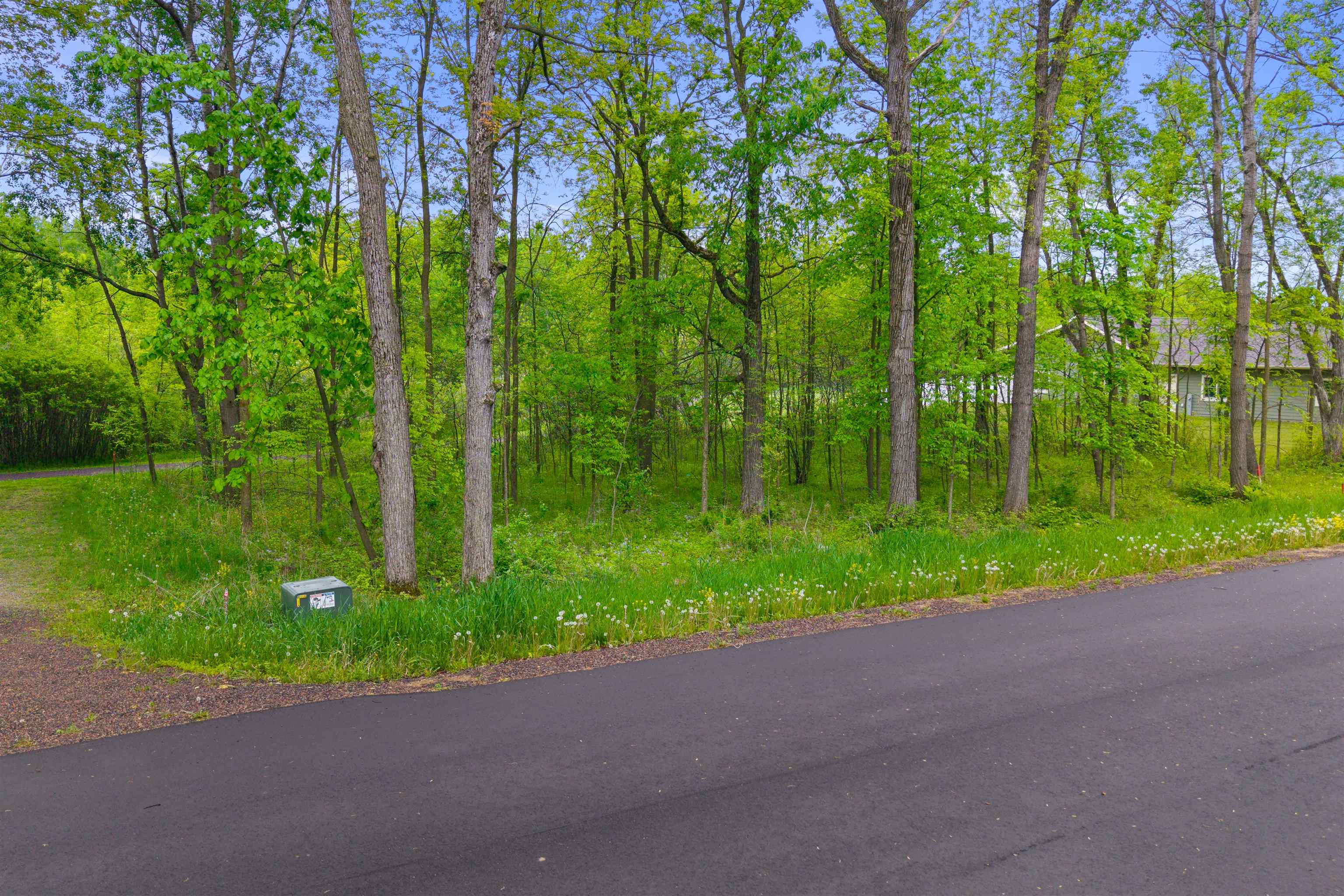7947 VICTORIA COURT, Hewitt, Wisconsin 54441, 3 Bedrooms Bedrooms, ,2 BathroomsBathrooms,Residential,For Sale,7947 VICTORIA COURT,22502305