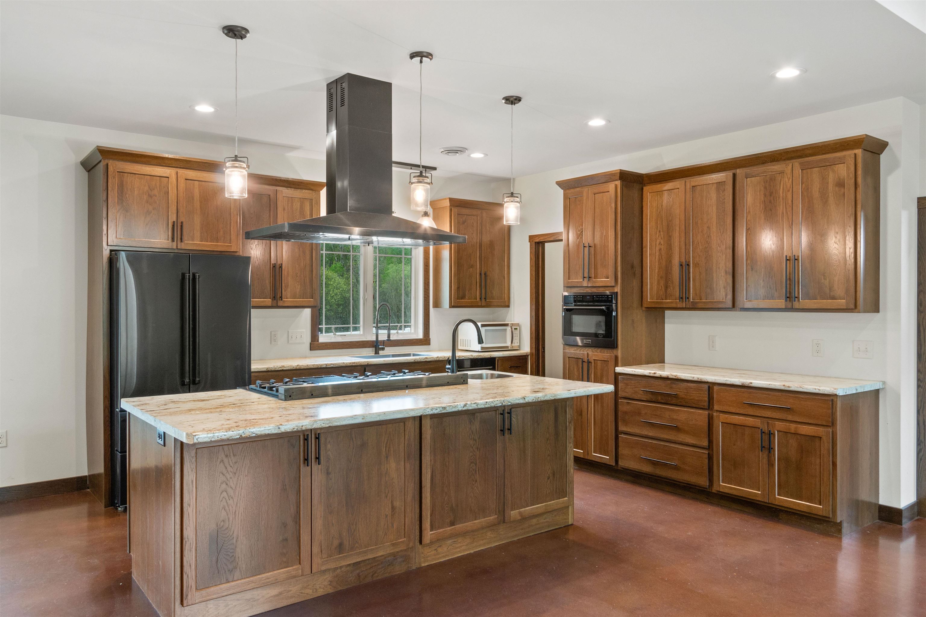 7947 VICTORIA COURT, Hewitt, Wisconsin 54441, 3 Bedrooms Bedrooms, ,2 BathroomsBathrooms,Residential,For Sale,7947 VICTORIA COURT,22502305