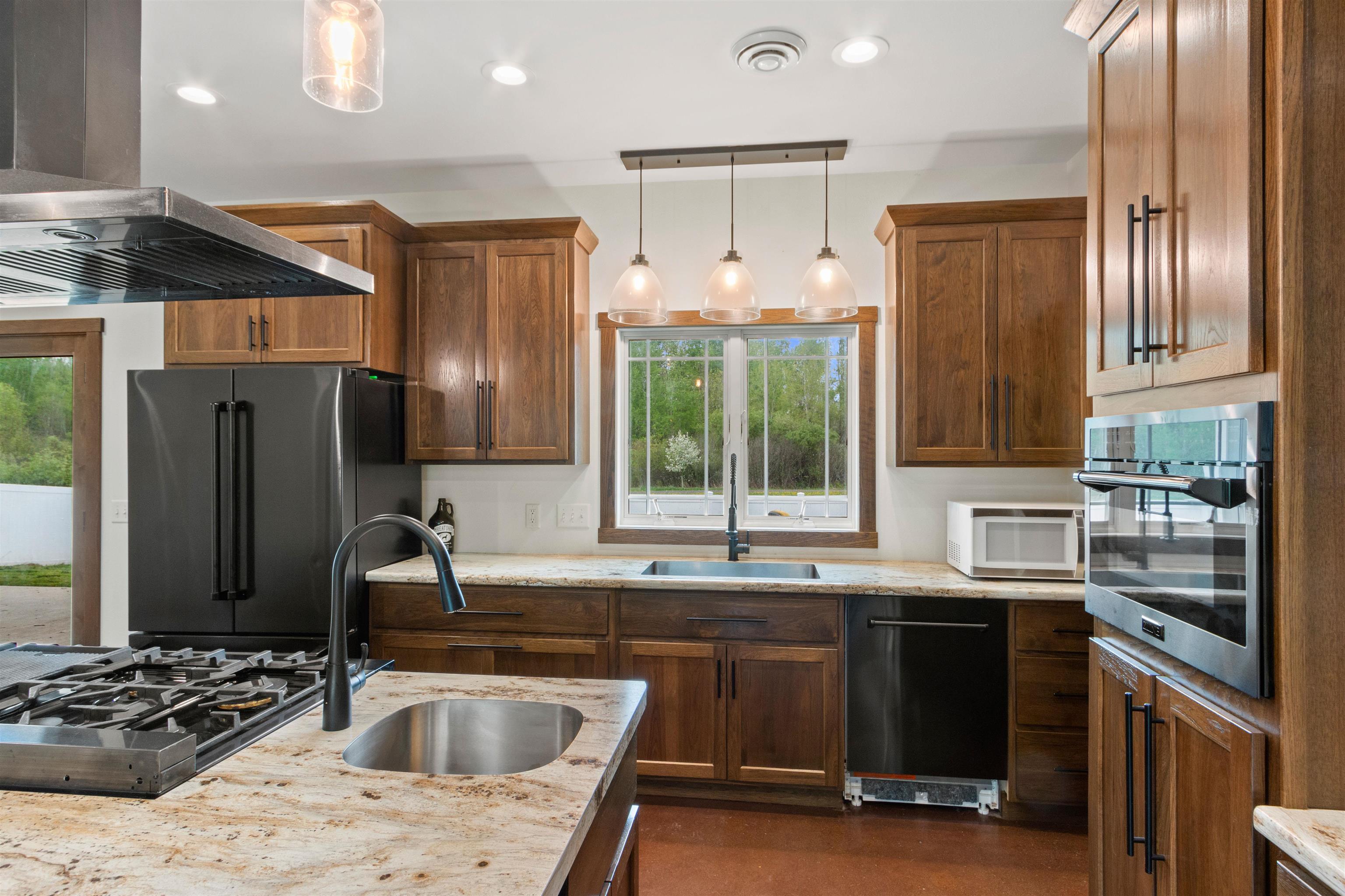 7947 VICTORIA COURT, Hewitt, Wisconsin 54441, 3 Bedrooms Bedrooms, ,2 BathroomsBathrooms,Residential,For Sale,7947 VICTORIA COURT,22502305