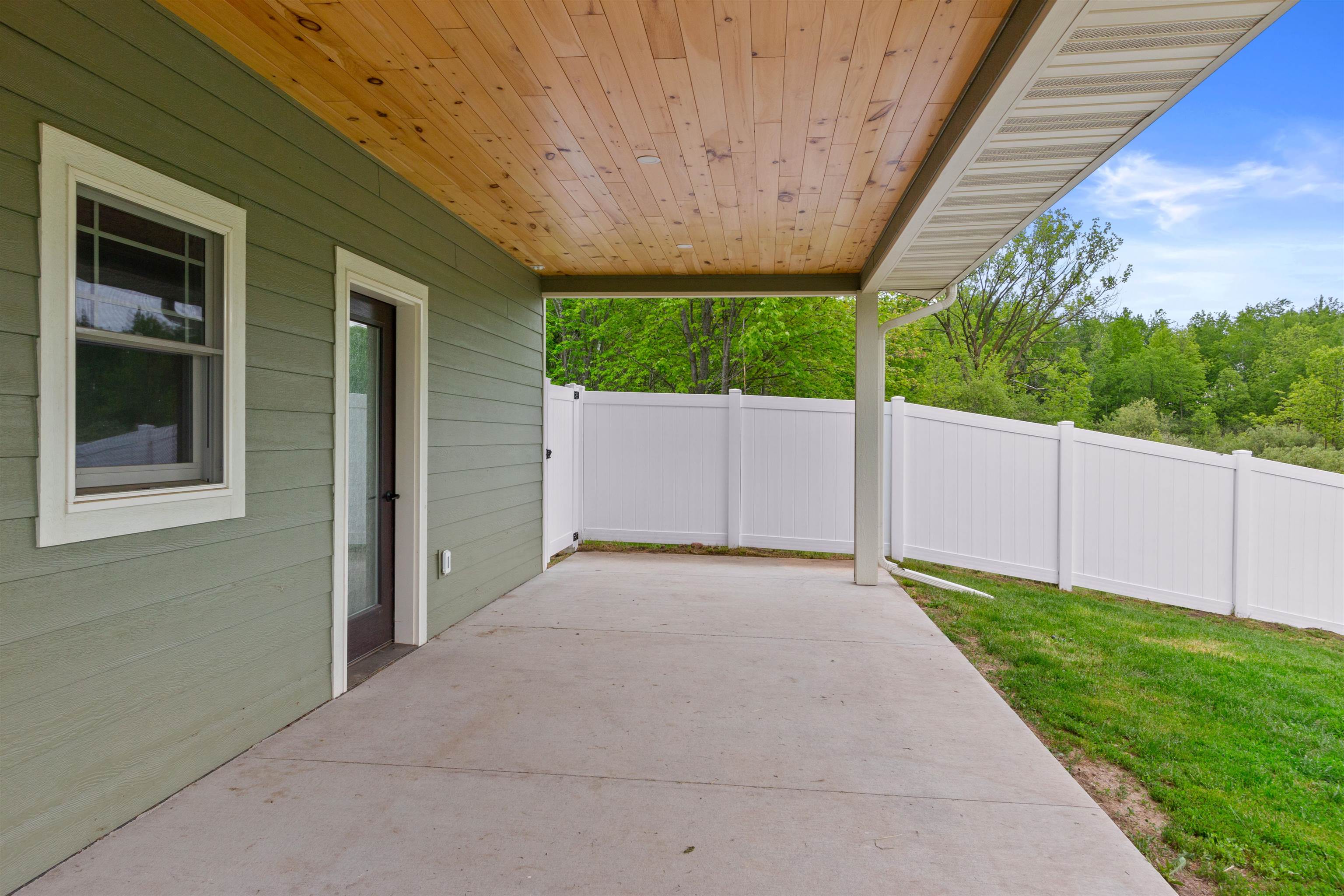 7947 VICTORIA COURT, Hewitt, Wisconsin 54441, 3 Bedrooms Bedrooms, ,2 BathroomsBathrooms,Residential,For Sale,7947 VICTORIA COURT,22502305