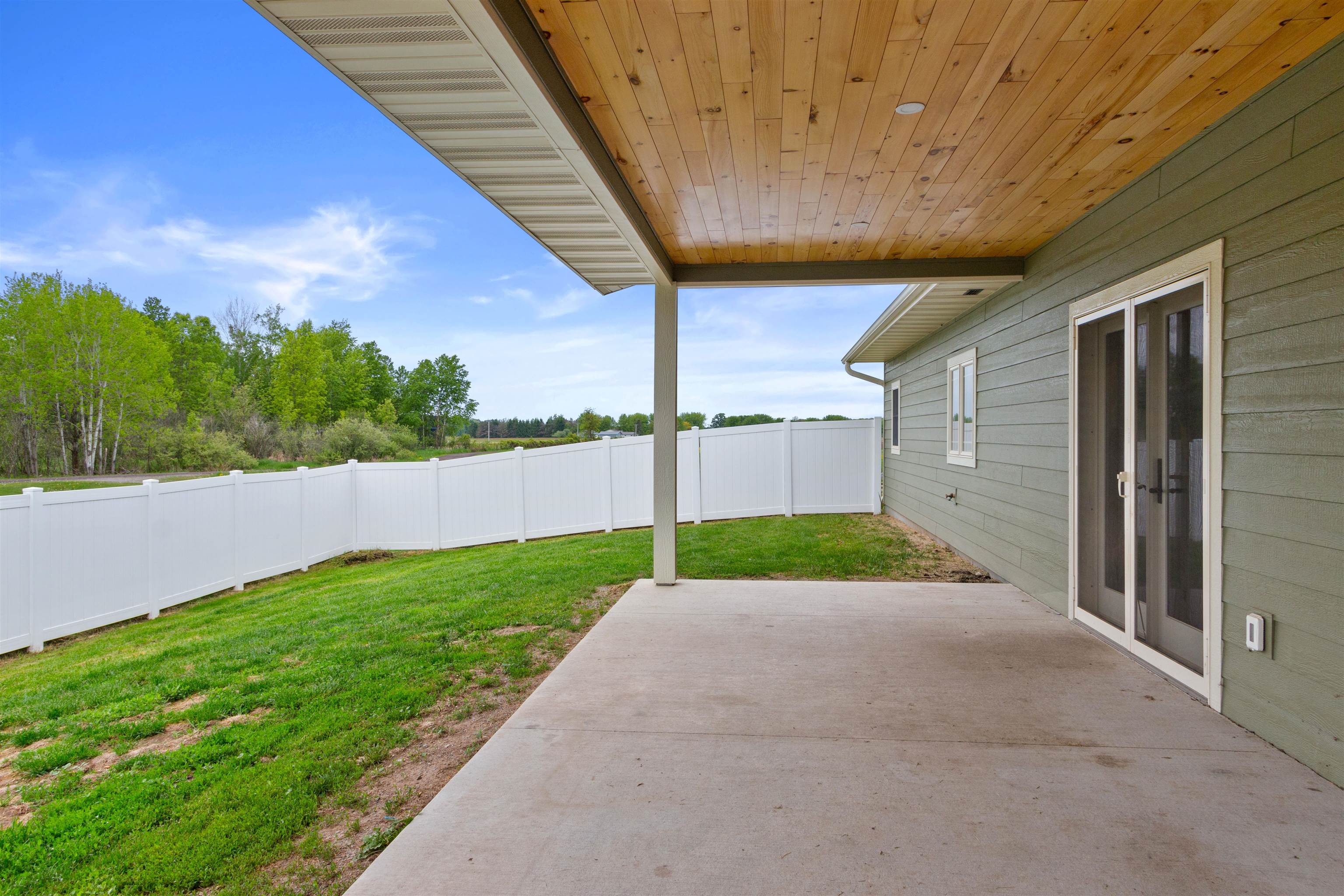 7947 VICTORIA COURT, Hewitt, Wisconsin 54441, 3 Bedrooms Bedrooms, ,2 BathroomsBathrooms,Residential,For Sale,7947 VICTORIA COURT,22502305