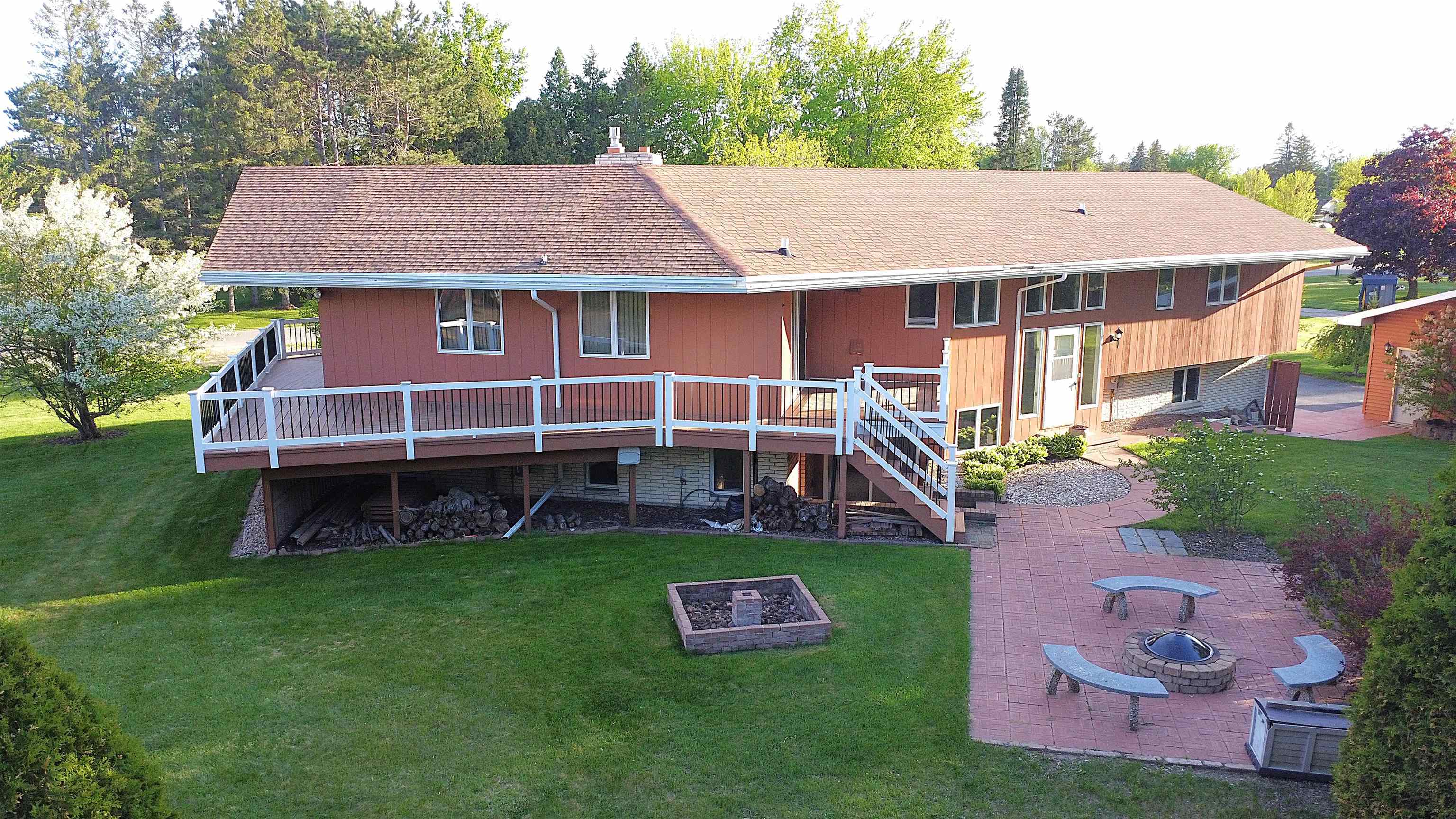 826 EASTVIEW DRIVE, Antigo, Wisconsin 54409, 3 Bedrooms Bedrooms, ,3 BathroomsBathrooms,Residential,For Sale,826 EASTVIEW DRIVE,22502306