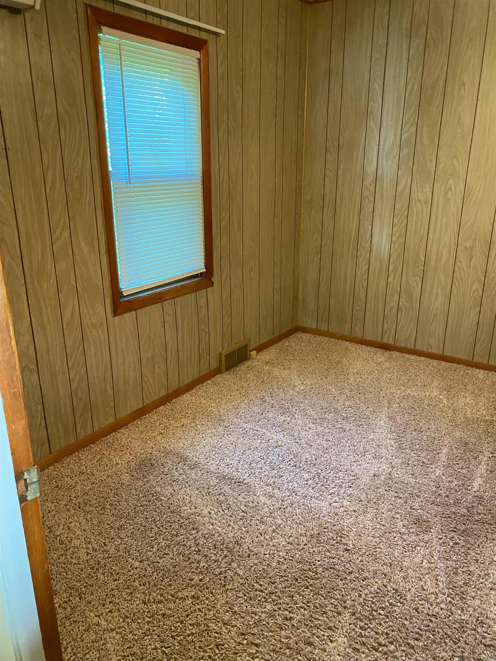609 MAIN STREET, Marathon, Wisconsin 54448, 2 Bedrooms Bedrooms, ,1 BathroomBathrooms,Multi-family,For Sale,609 MAIN STREET,22502308