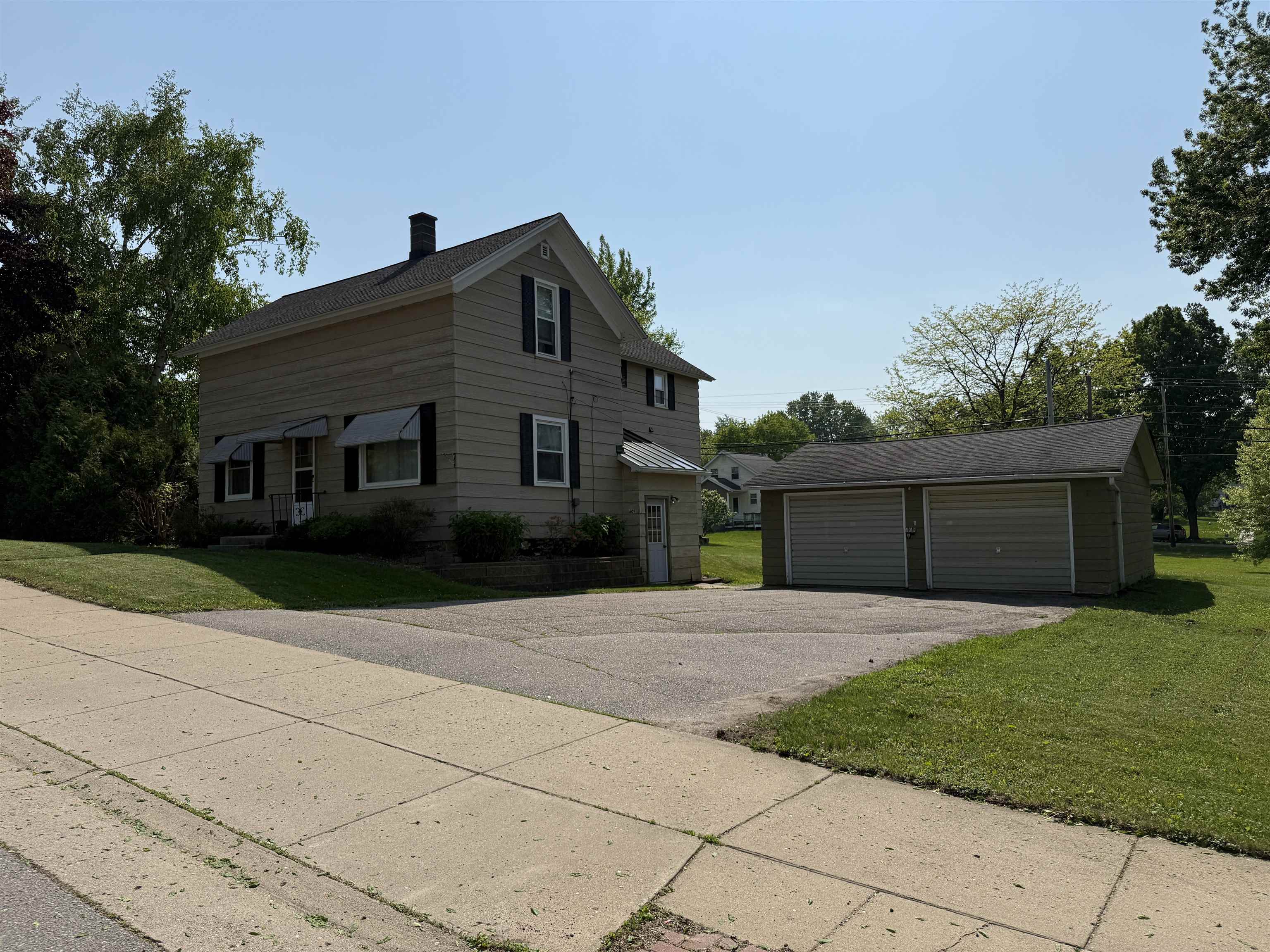 609 MAIN STREET, Marathon, Wisconsin 54448, 2 Bedrooms Bedrooms, ,1 BathroomBathrooms,Multi-family,For Sale,609 MAIN STREET,22502308