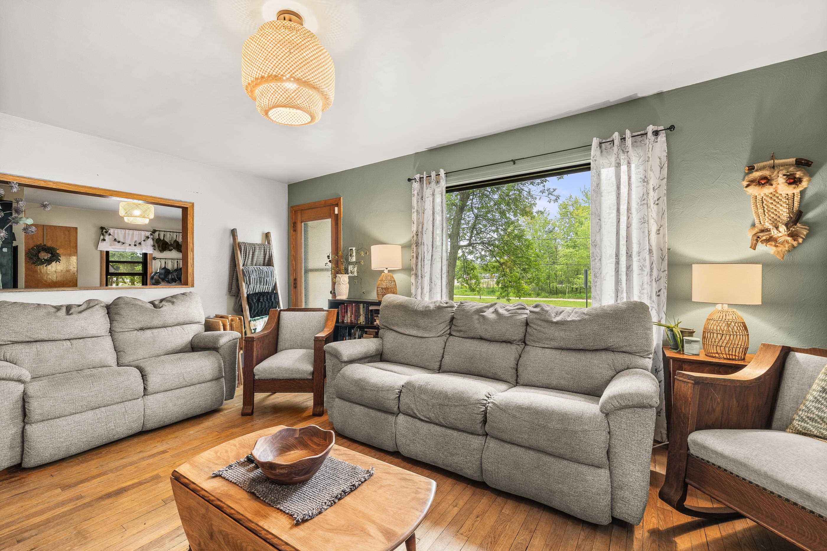 924 NORTH POINT DRIVE, Stevens Point, Wisconsin 54481, 4 Bedrooms Bedrooms, ,1 BathroomBathrooms,Residential,For Sale,924 NORTH POINT DRIVE,22502311
