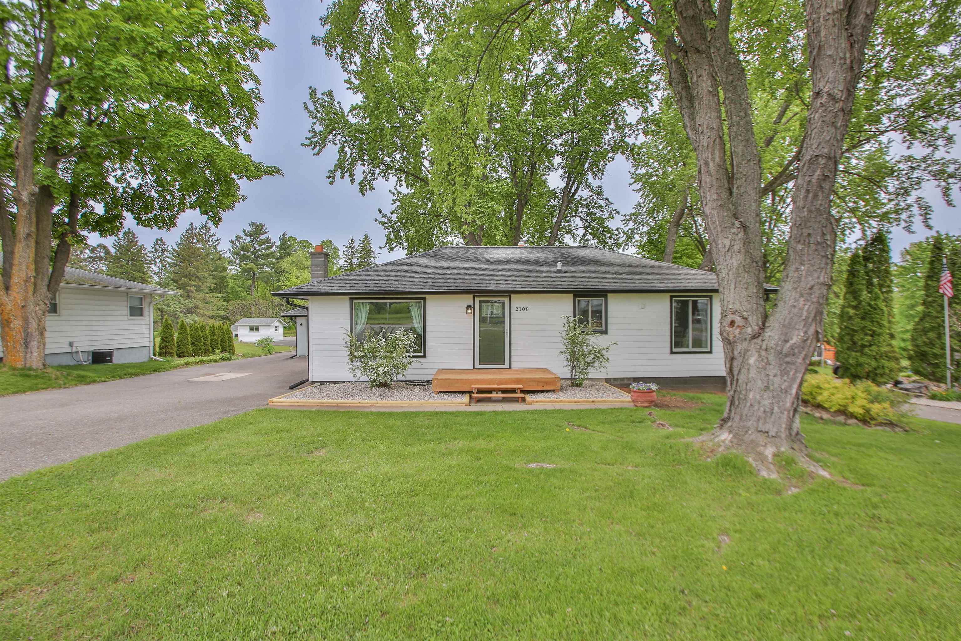 2108 COUNTY ROAD U, Wausau, Wisconsin 54401, 3 Bedrooms Bedrooms, ,2 BathroomsBathrooms,Residential,For Sale,2108 COUNTY ROAD U,22502316