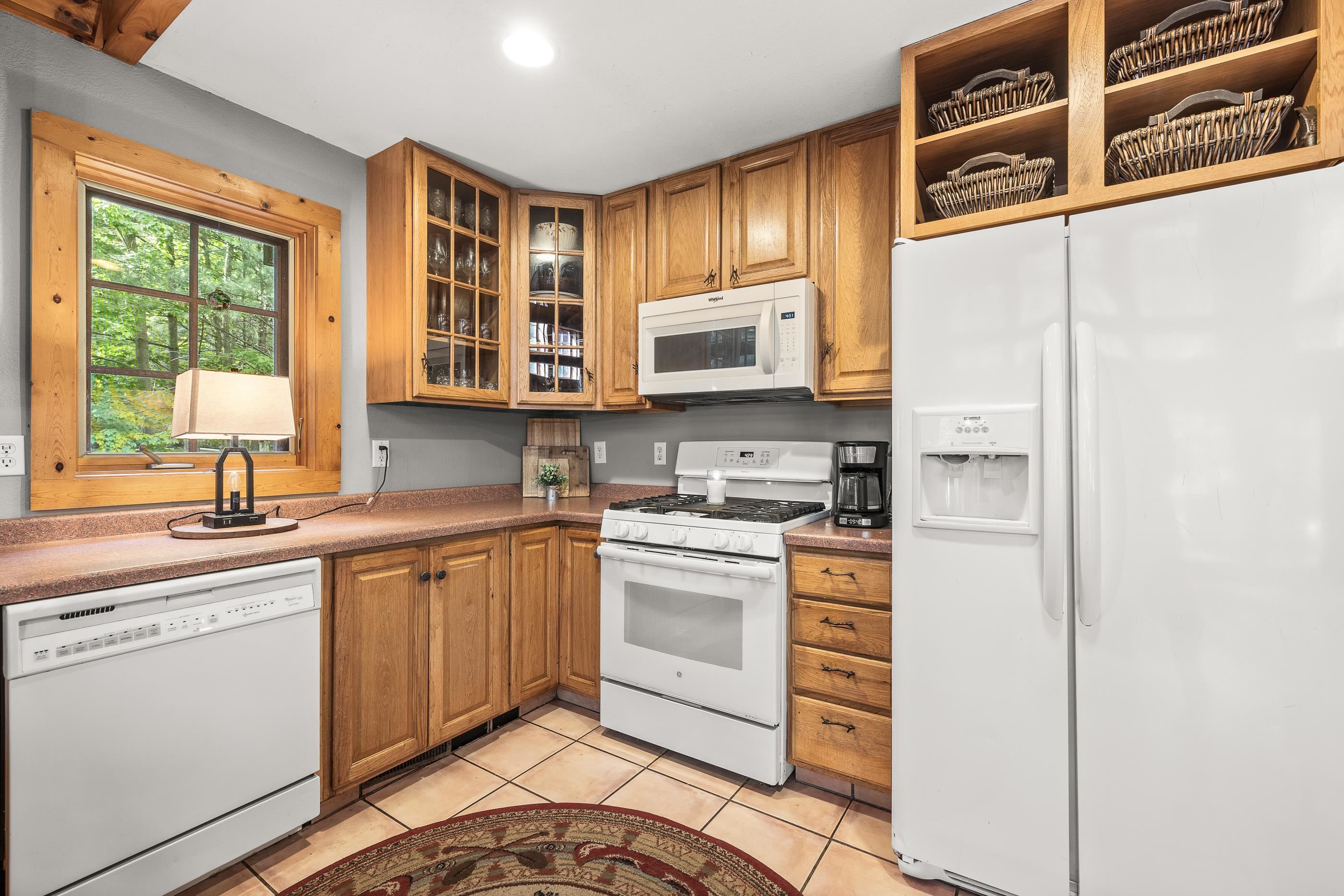 E2190 SPENCER LAKE ROAD, Waupaca, Wisconsin 54981, 3 Bedrooms Bedrooms, ,2 BathroomsBathrooms,Residential,For Sale,E2190 SPENCER LAKE ROAD,22502318