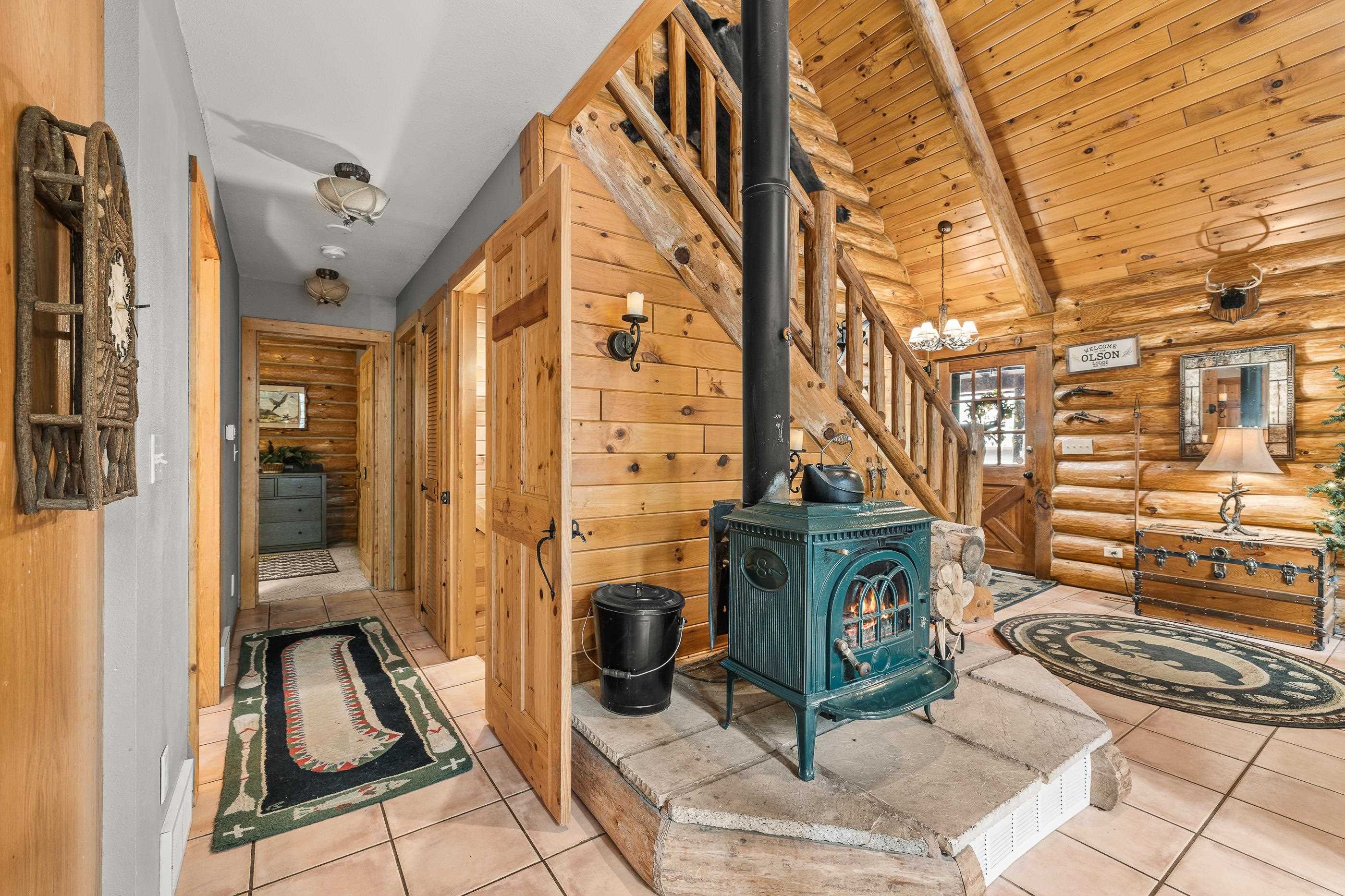 E2190 SPENCER LAKE ROAD, Waupaca, Wisconsin 54981, 3 Bedrooms Bedrooms, ,2 BathroomsBathrooms,Residential,For Sale,E2190 SPENCER LAKE ROAD,22502318