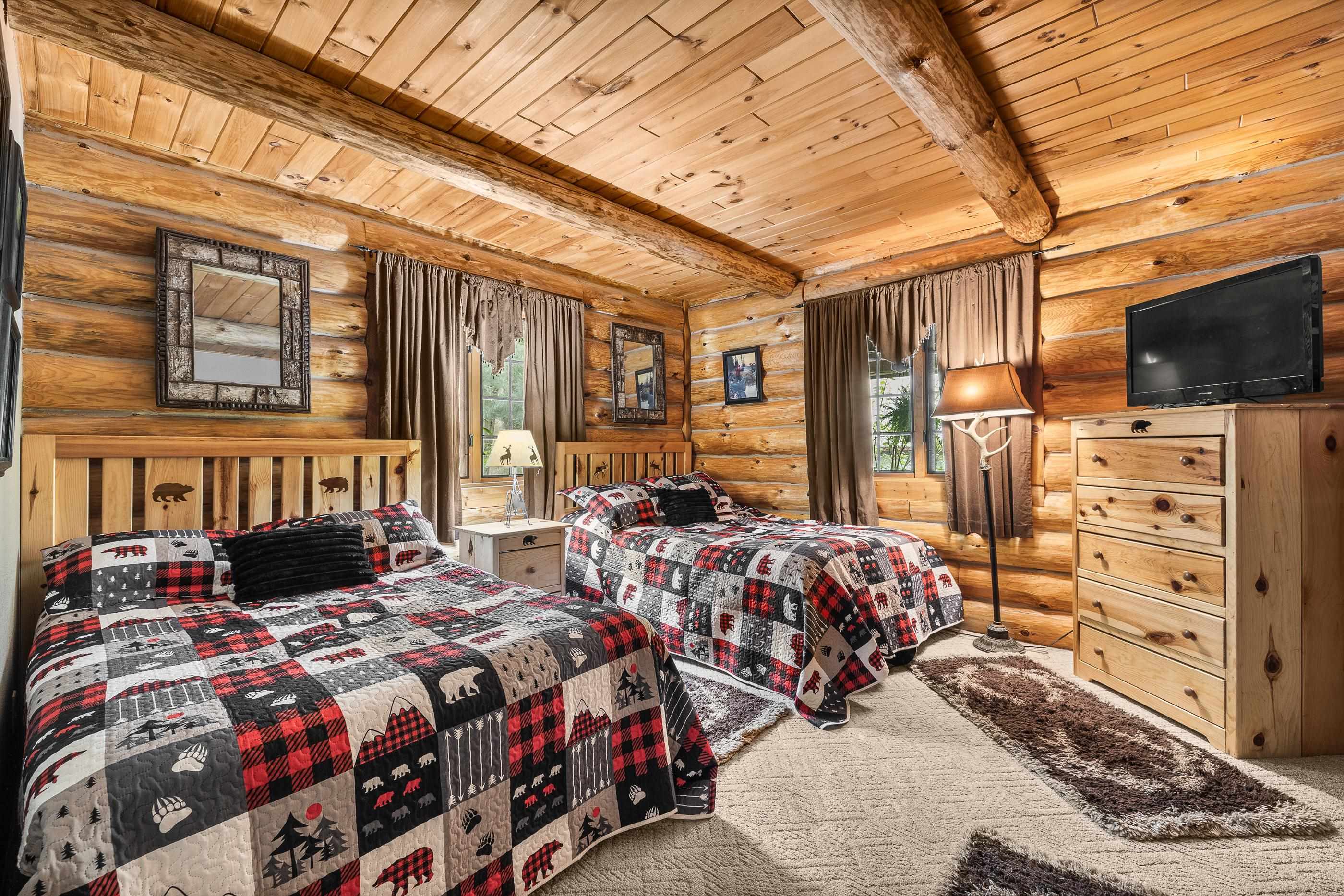 E2190 SPENCER LAKE ROAD, Waupaca, Wisconsin 54981, 3 Bedrooms Bedrooms, ,2 BathroomsBathrooms,Residential,For Sale,E2190 SPENCER LAKE ROAD,22502318