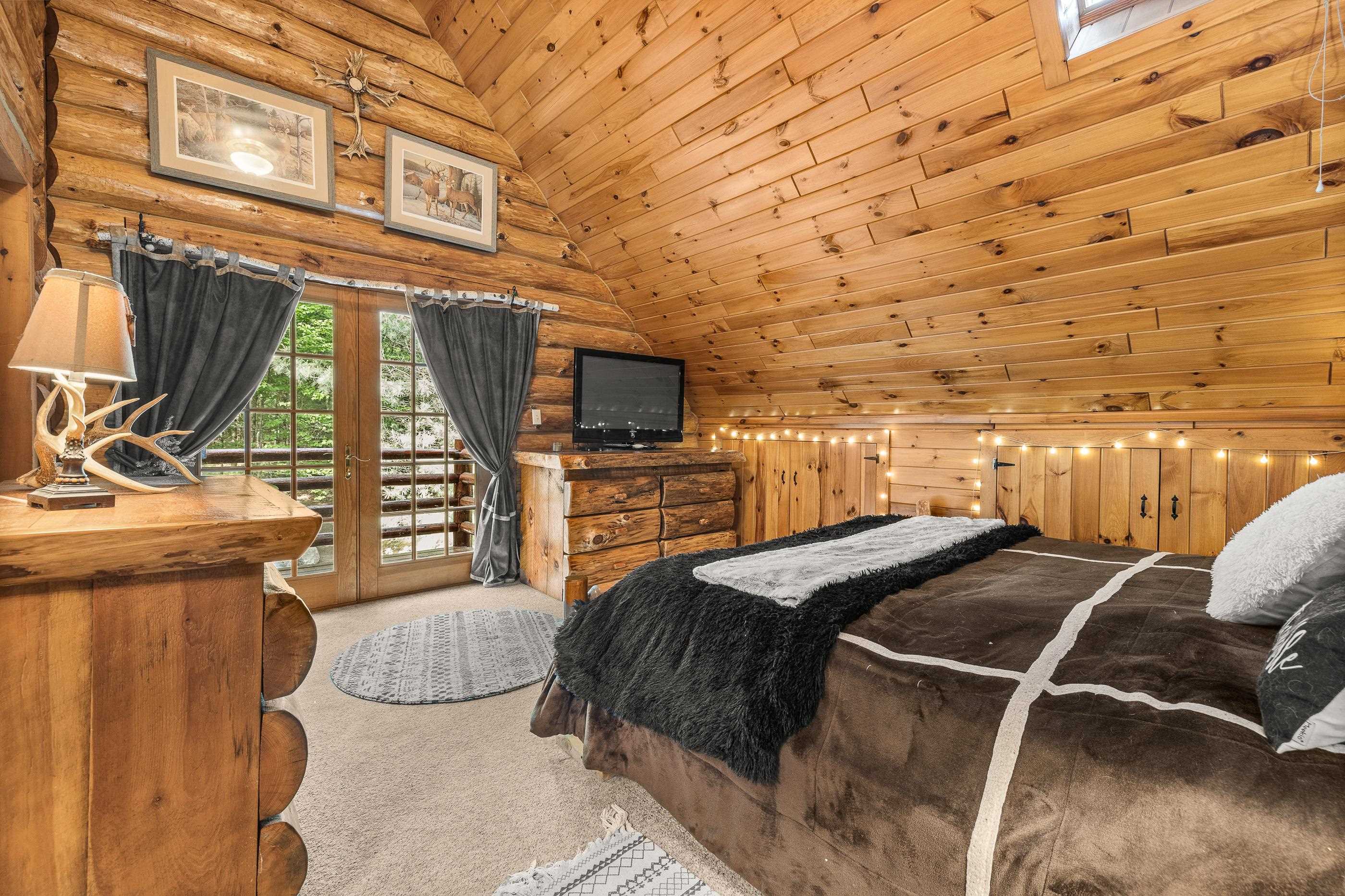 E2190 SPENCER LAKE ROAD, Waupaca, Wisconsin 54981, 3 Bedrooms Bedrooms, ,2 BathroomsBathrooms,Residential,For Sale,E2190 SPENCER LAKE ROAD,22502318