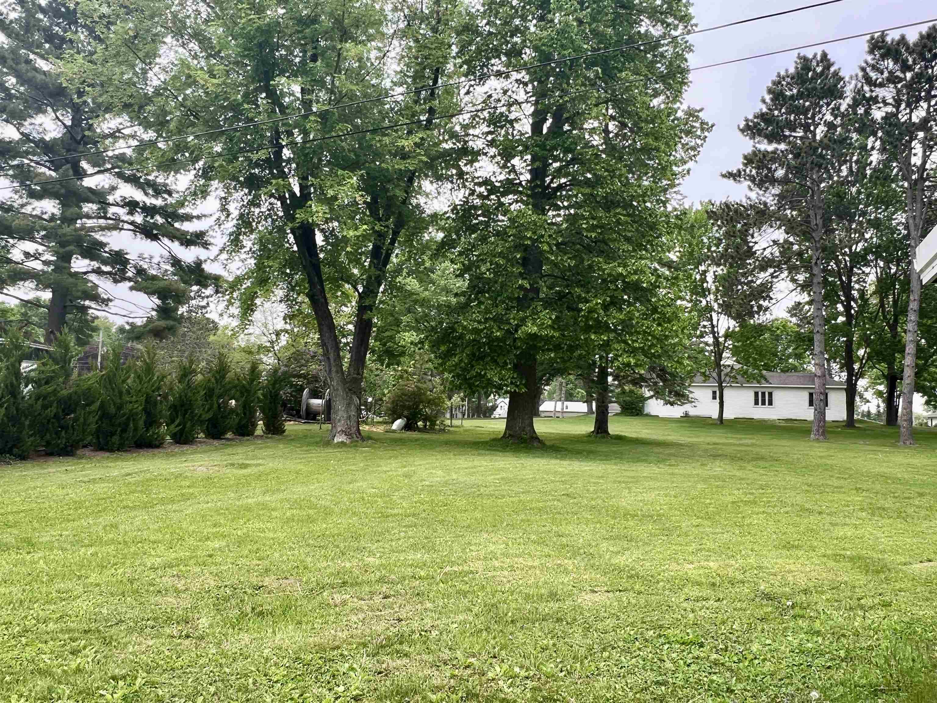 314 SUNRISE ROAD, Tigerton, Wisconsin 54486, 3 Bedrooms Bedrooms, ,1 BathroomBathrooms,Residential,For Sale,314 SUNRISE ROAD,22502325