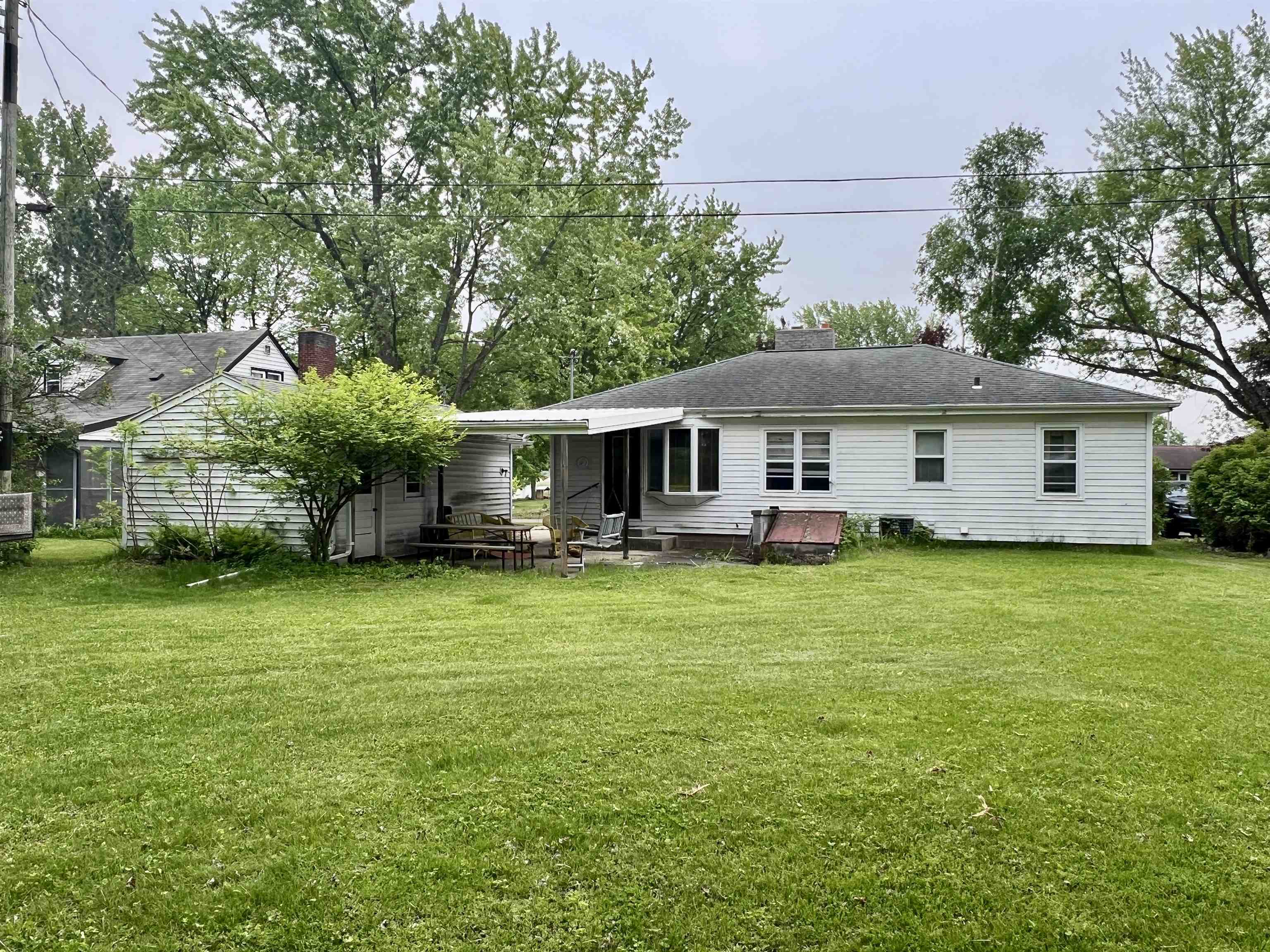 314 SUNRISE ROAD, Tigerton, Wisconsin 54486, 3 Bedrooms Bedrooms, ,1 BathroomBathrooms,Residential,For Sale,314 SUNRISE ROAD,22502325