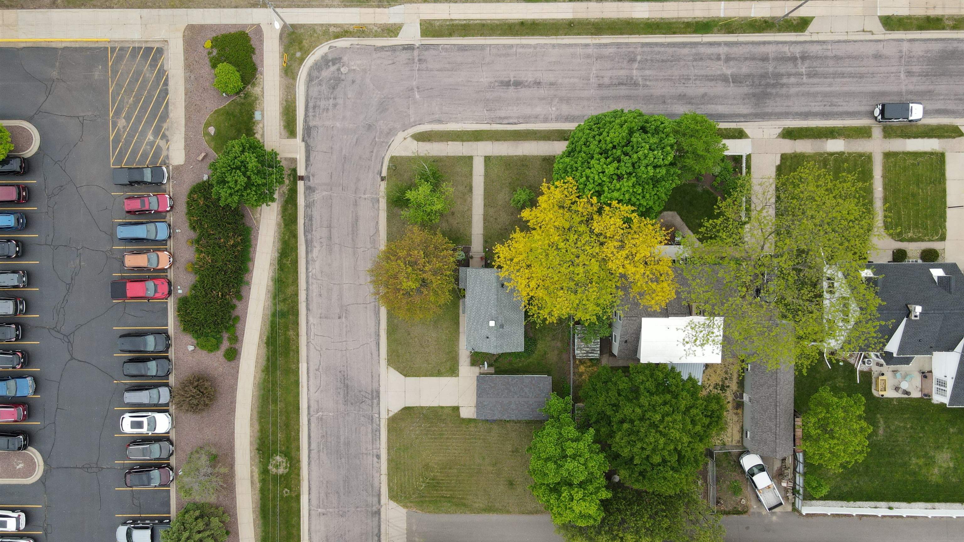 841 4TH STREET SOUTH, Wisconsin Rapids, Wisconsin 54494, 2 Bedrooms Bedrooms, ,1 BathroomBathrooms,Residential,For Sale,841 4TH STREET SOUTH,22502328