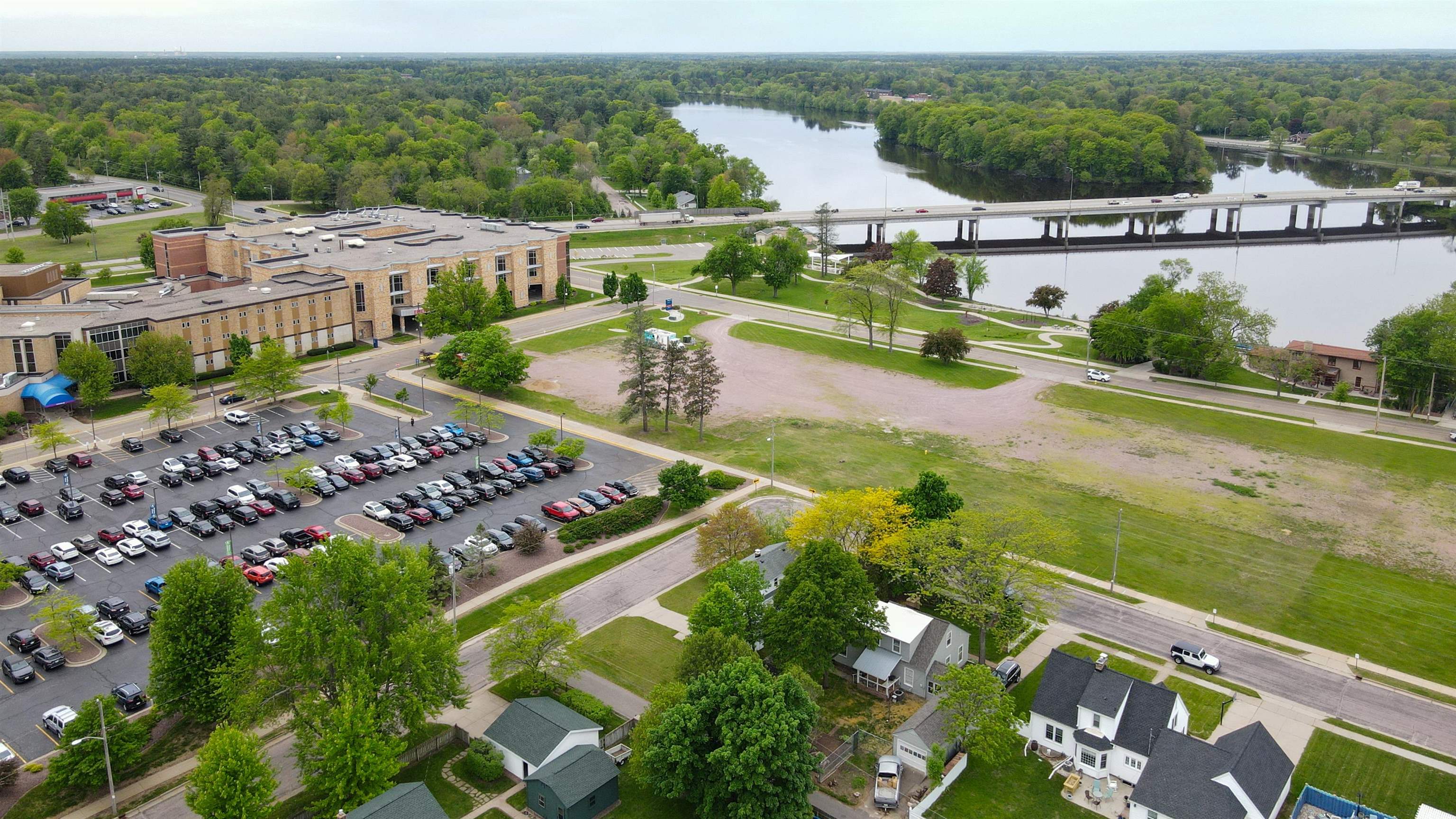 841 4TH STREET SOUTH, Wisconsin Rapids, Wisconsin 54494, 2 Bedrooms Bedrooms, ,1 BathroomBathrooms,Residential,For Sale,841 4TH STREET SOUTH,22502328