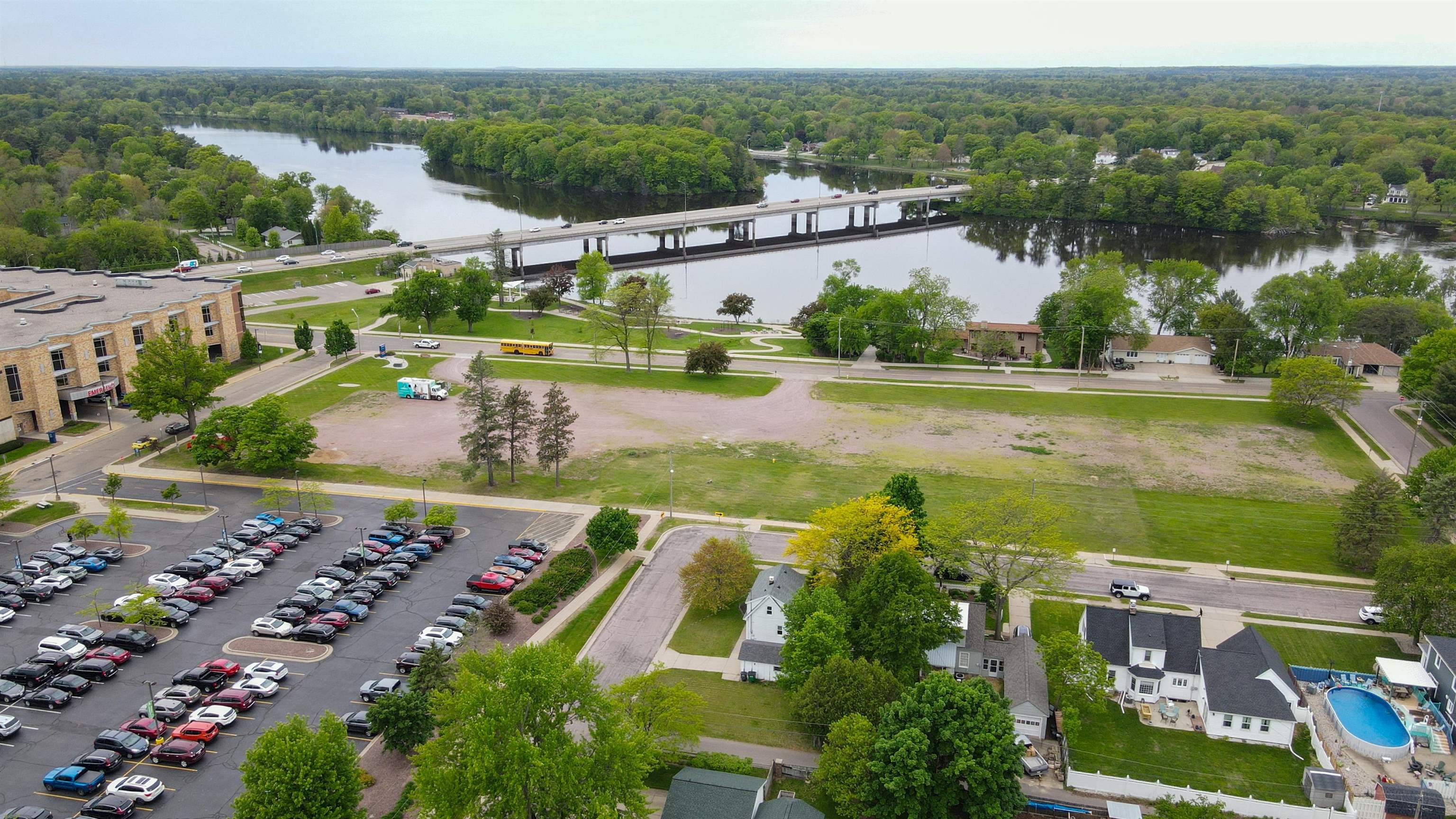841 4TH STREET SOUTH, Wisconsin Rapids, Wisconsin 54494, 2 Bedrooms Bedrooms, ,1 BathroomBathrooms,Residential,For Sale,841 4TH STREET SOUTH,22502328